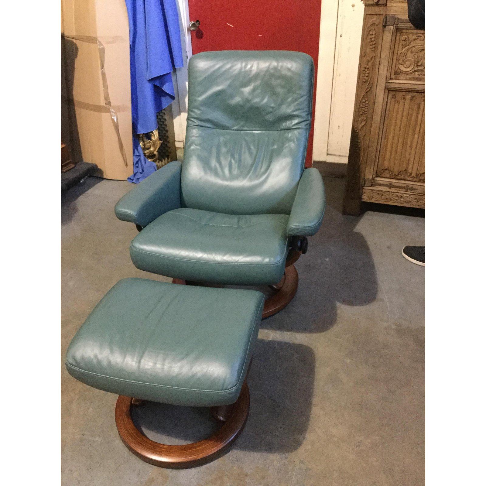 Swedish Super Cool Mid-Century Modern Stressless Chairs with Ottomans