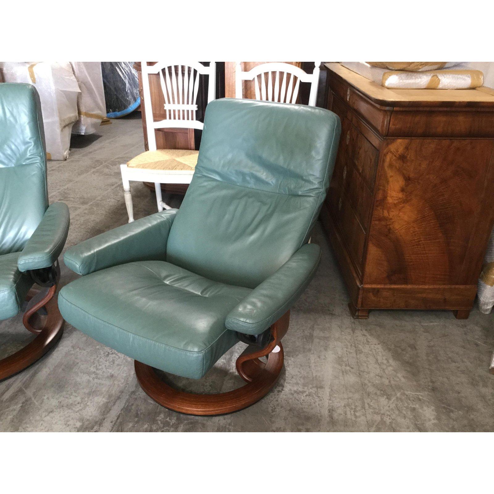 Super Cool Mid-Century Modern Stressless Chairs with Ottomans 1
