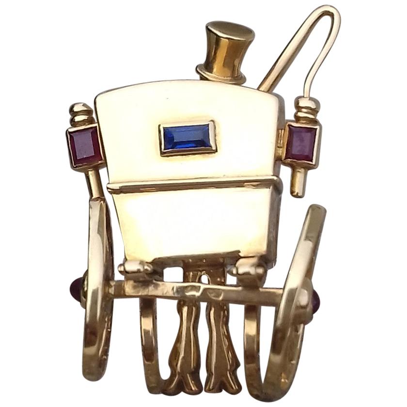 Super Cute Brooch Rear of a carriage and coachman MELLERIO dits MELLER Gold 18k For Sale