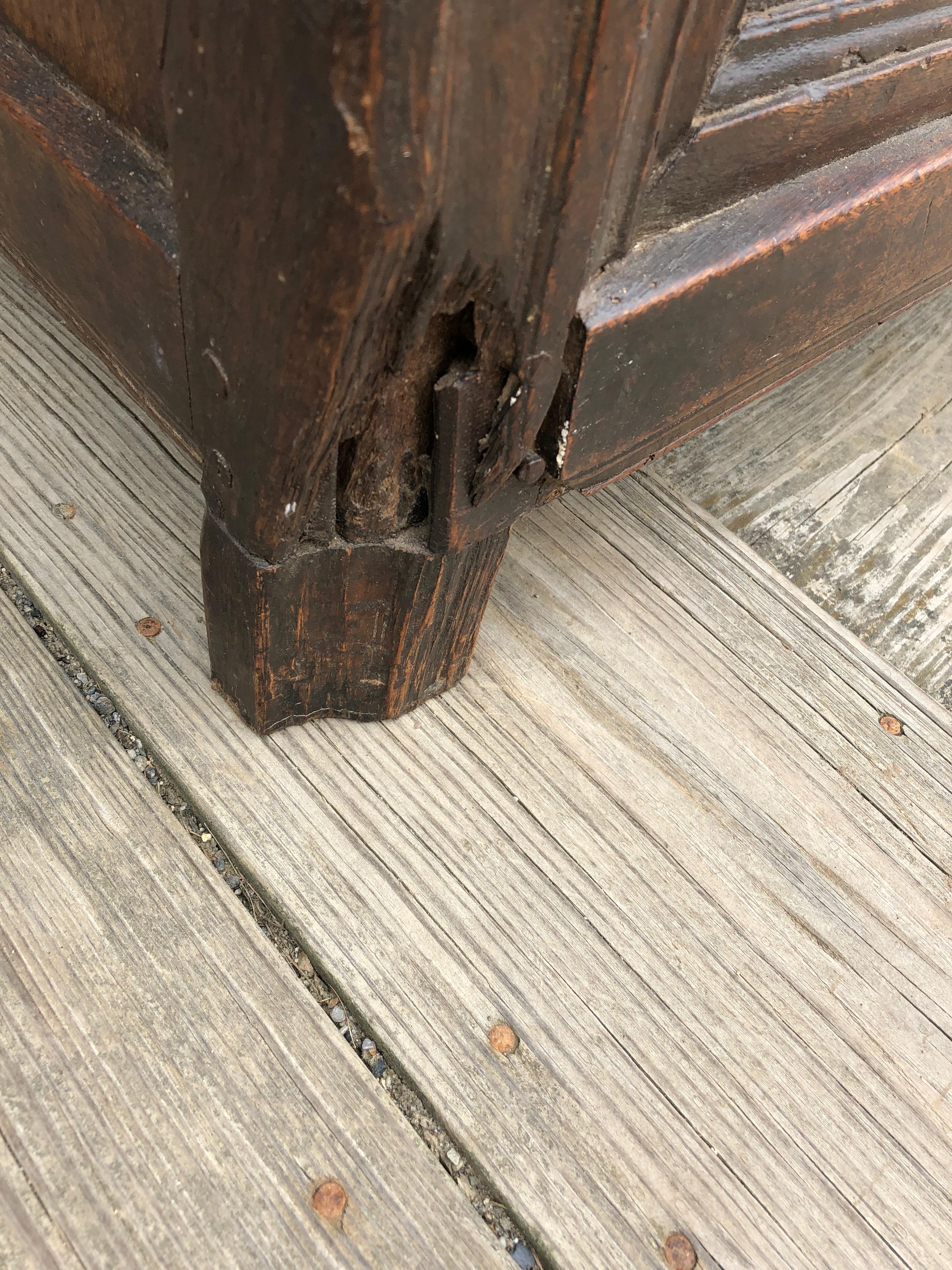 Super Early Large British Oak Coffer Trunk Dated 1591 7