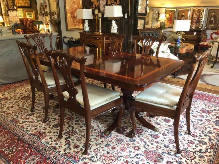 Super Elegant Style Dining Table with 6 Chippendale Style