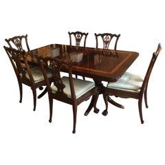 Vintage Super Elegant Georgian Style Dining Table with 6 Chippendale Style Chairs