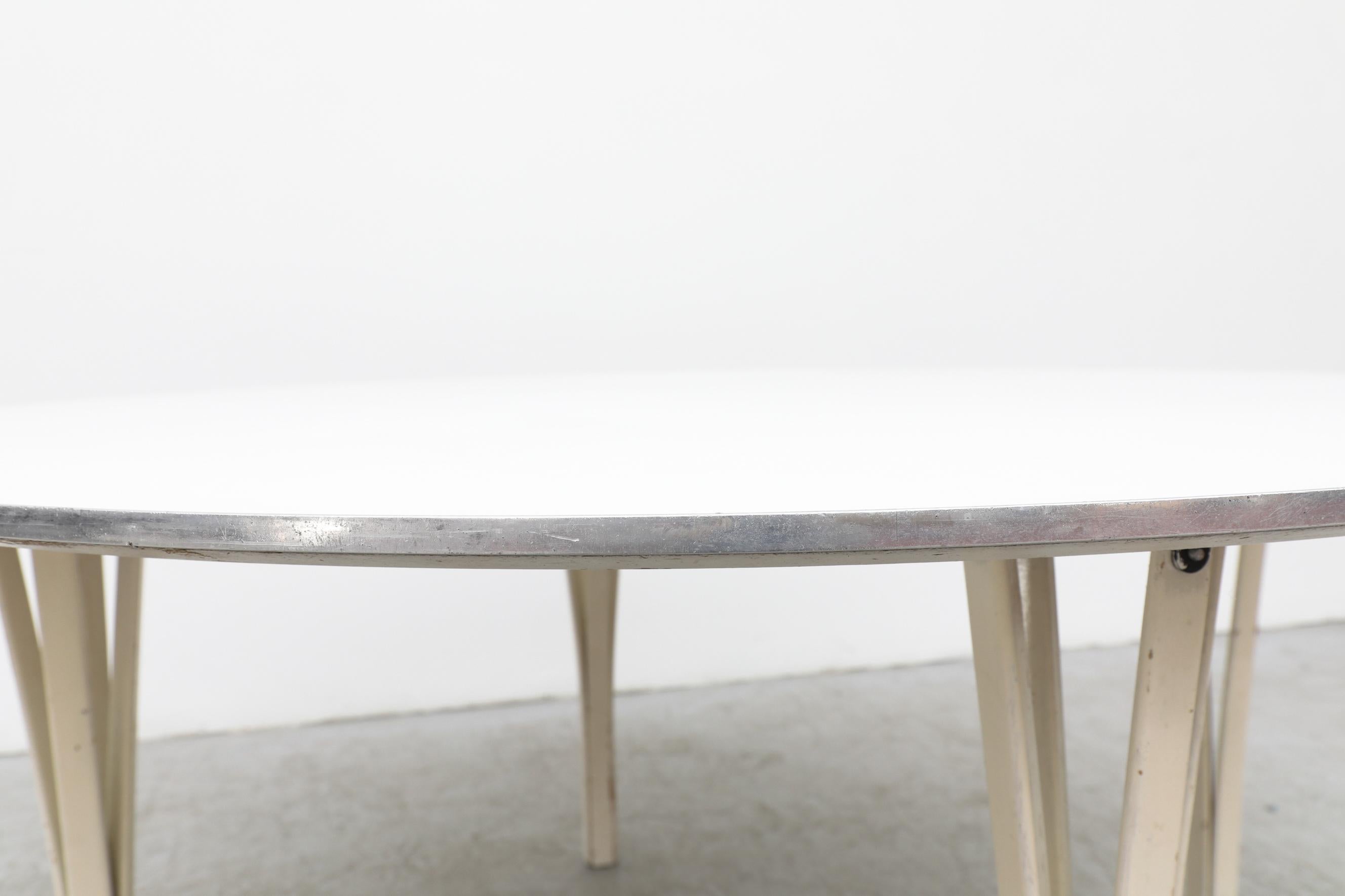 Laque Superbe table à manger Elipse de Piet Hein & Bruno Mathsson pour Fritz Hansen en vente