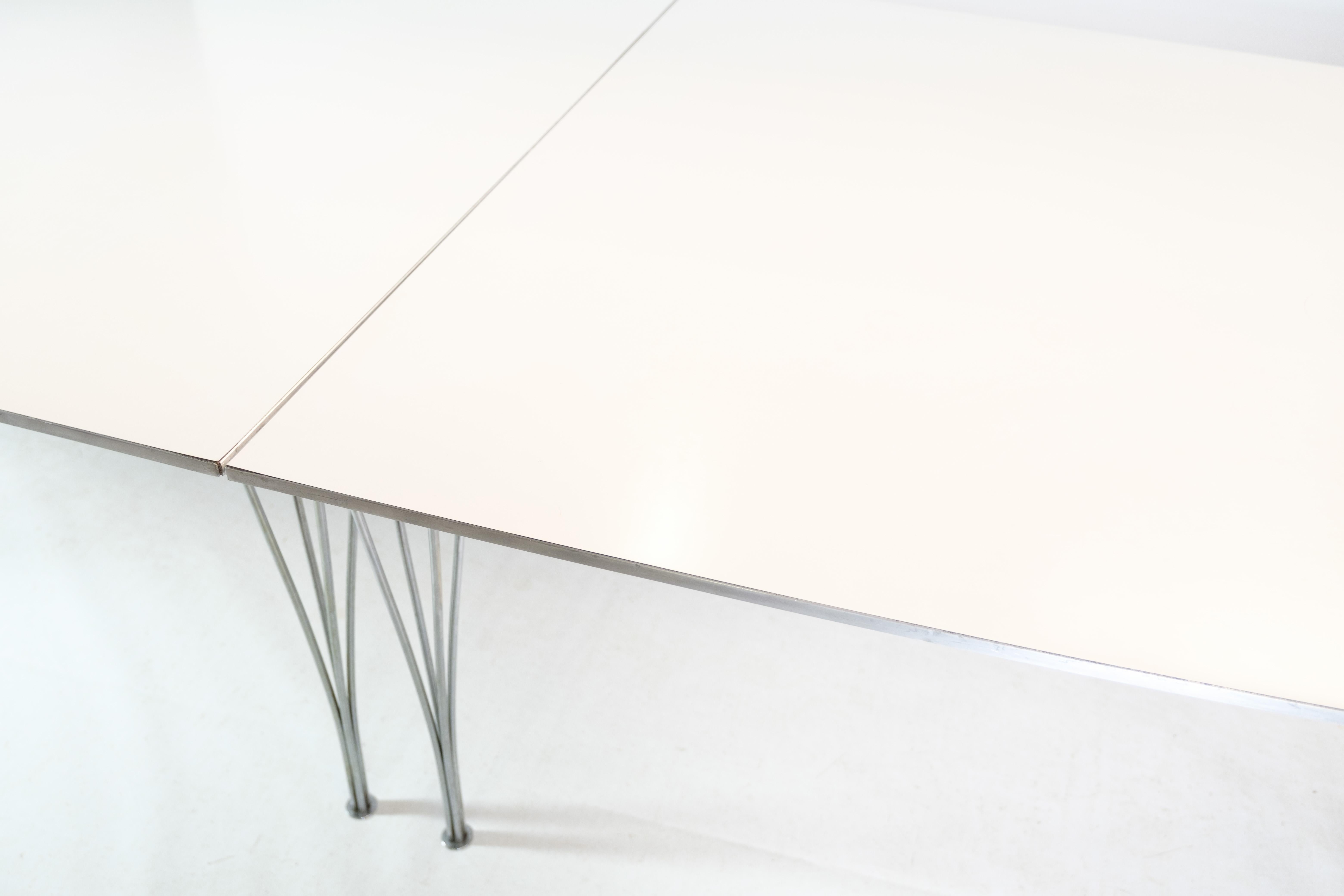 Superbe table de conférence Ellipse, conçue par Piet Hein & Bruno Mathsson Bon état - En vente à Lejre, DK