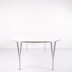 Super Ellipse Dining Table Model B614 With White Laminate By Arne Jacobsen