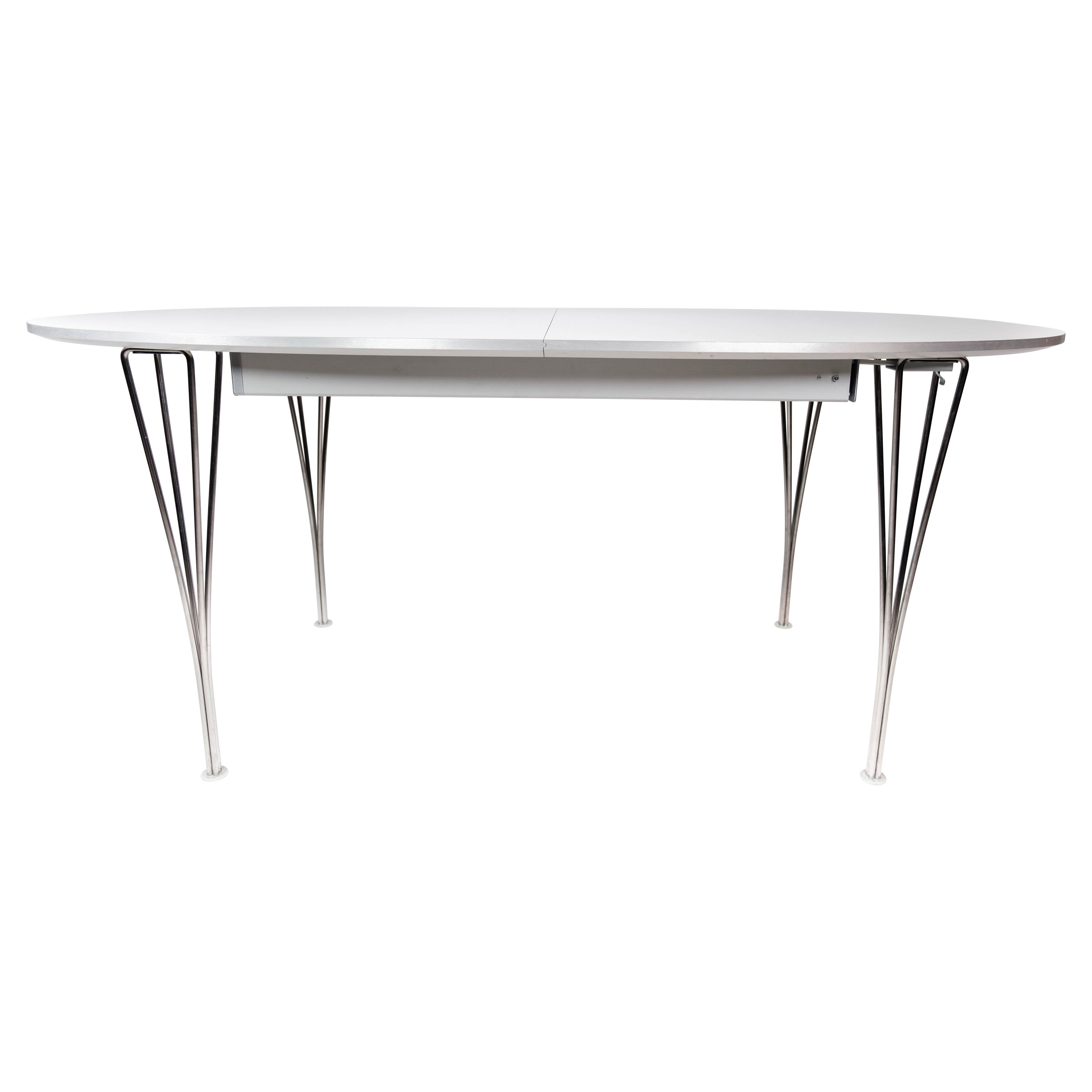 Tavolo da pranzo Super Ellipse con laminato bianco disegnato da Piet Hein dal 2011
