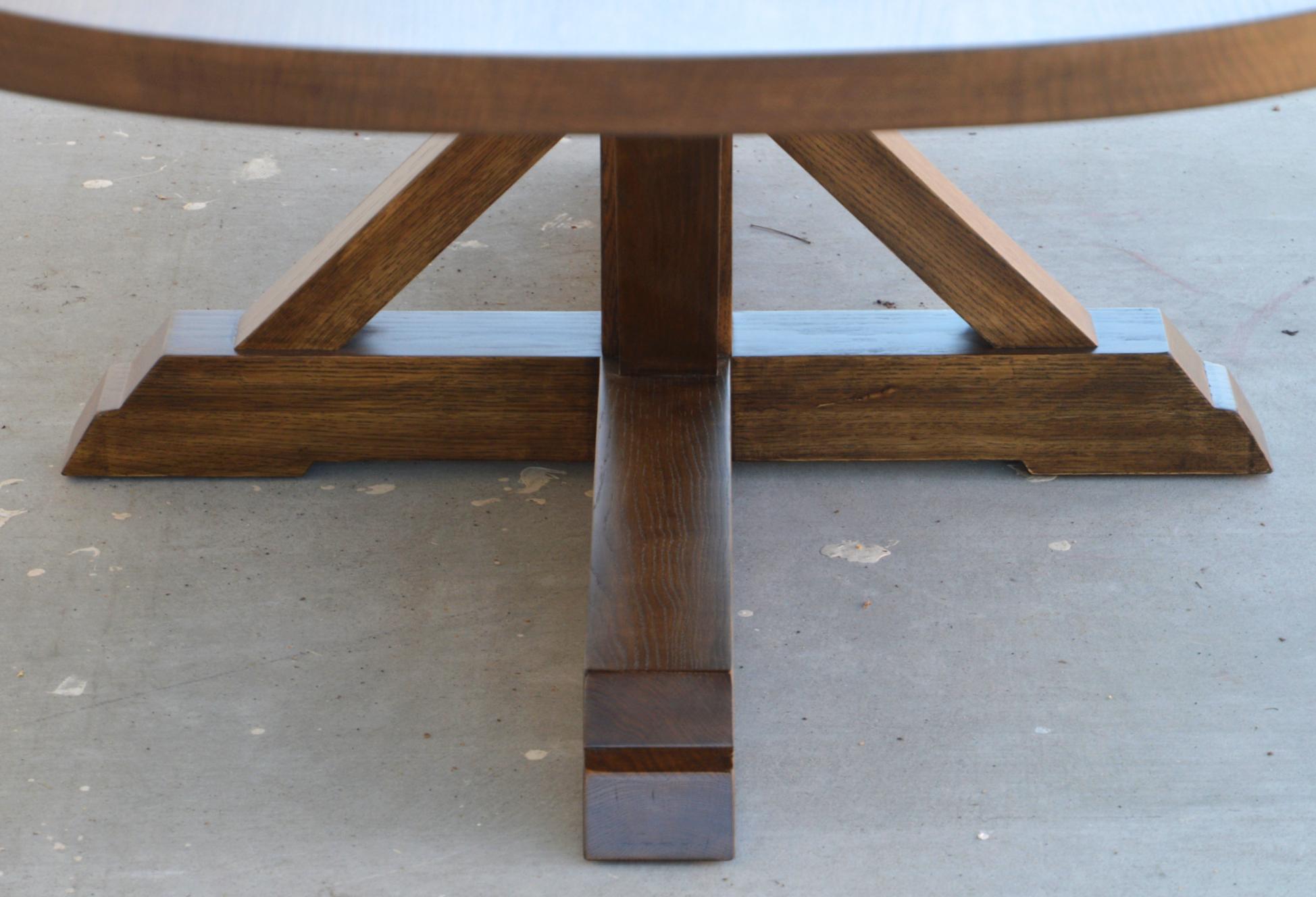 Contemporary Hilda Dining Table Made from Rift Sawn Oak  For Sale