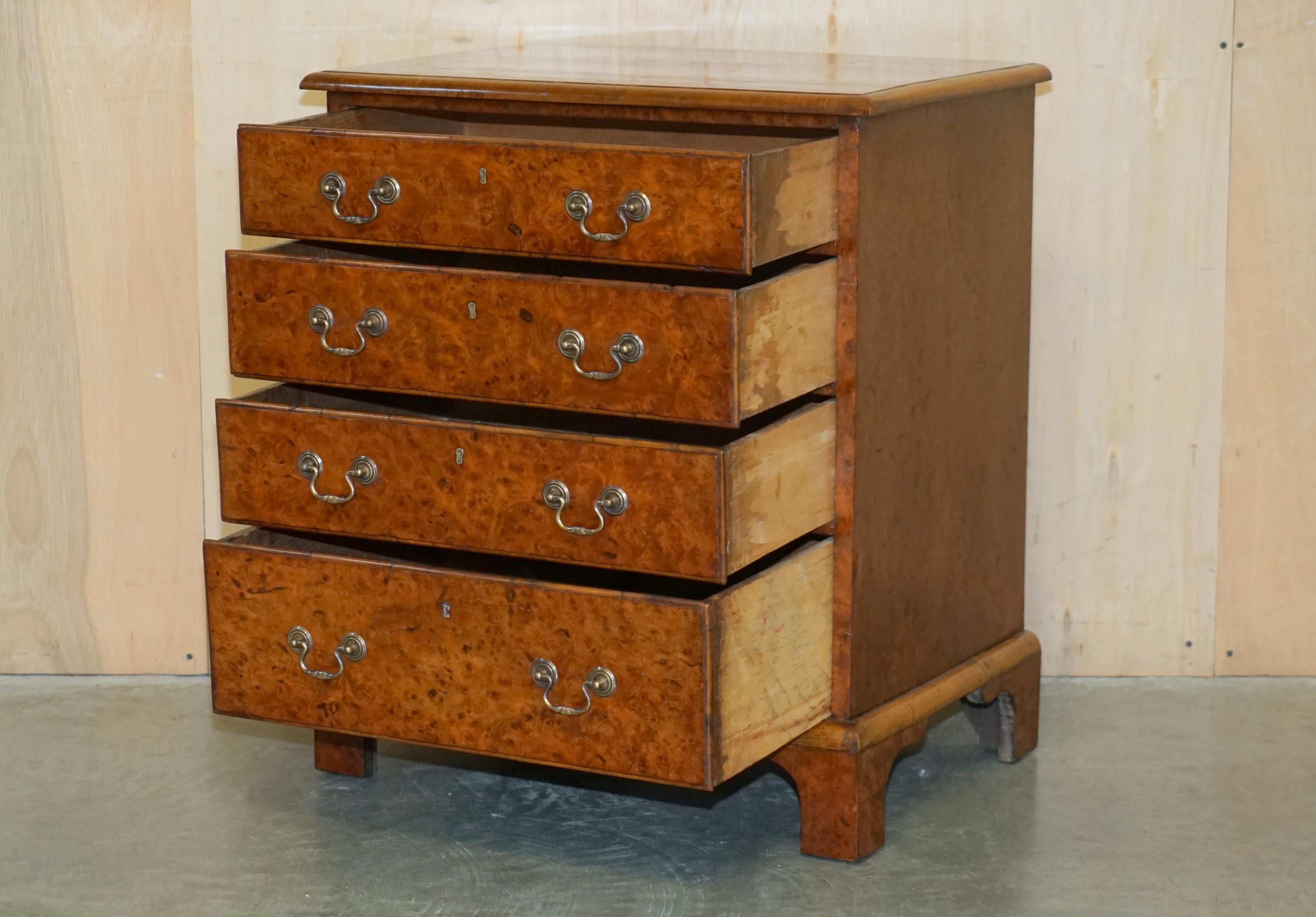 SUPER FiNE FULLY RESTORED ANTIQUE GEORGIAN CIRCA 1780 BURR ELM CHEST OF DRAWERs For Sale 11