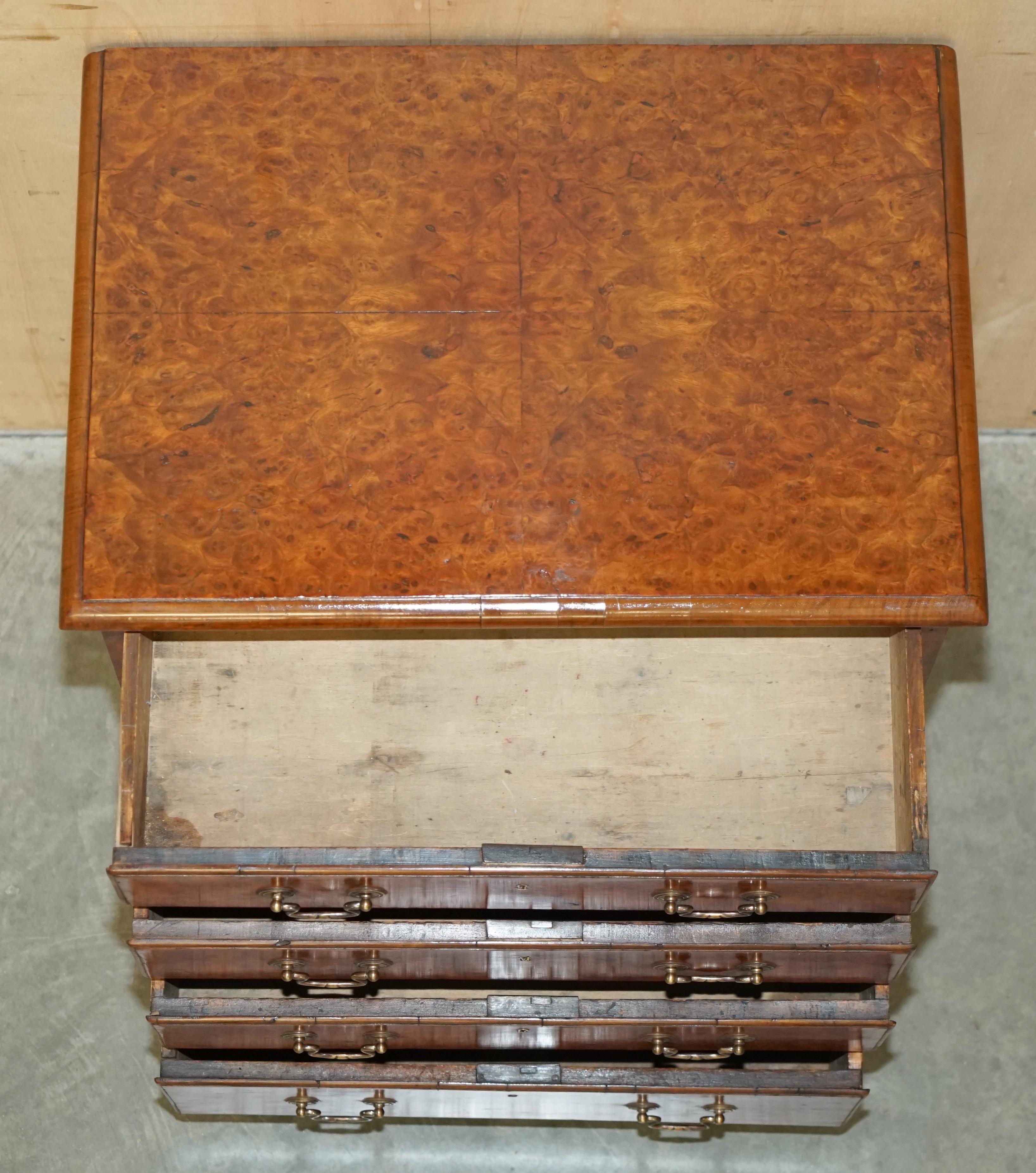 SUPER FiNE FULLY RESTORED ANTIQUE GEORGIAN CIRCA 1780 BURR ELM CHEST OF DRAWERs For Sale 13