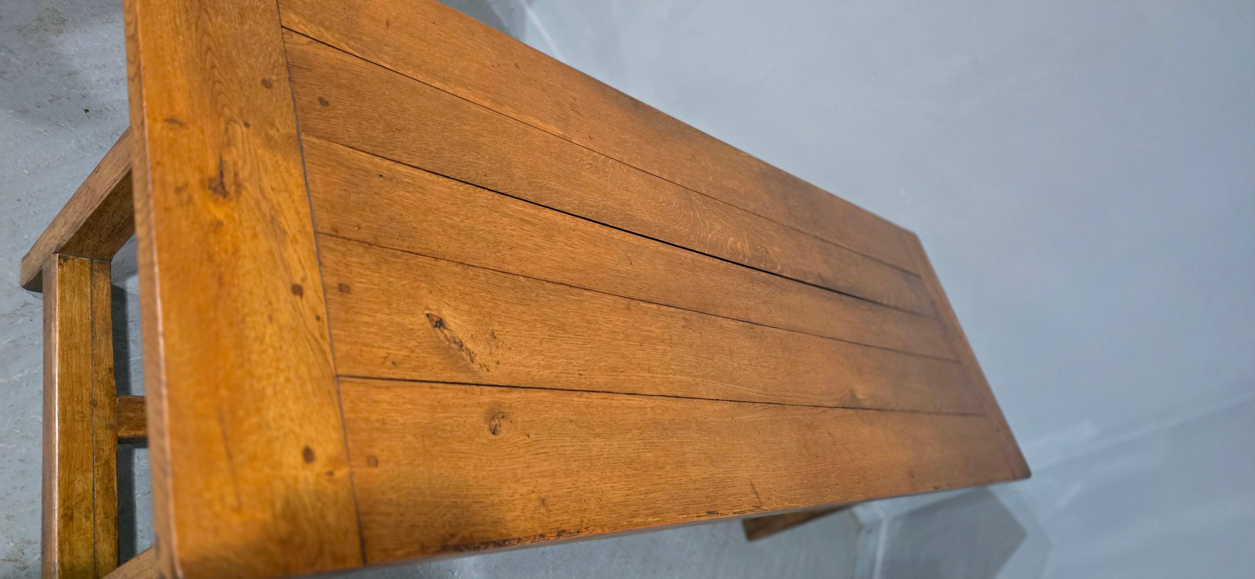 Super table à manger de cuisine de style rustique français à rétrécir en vente 6