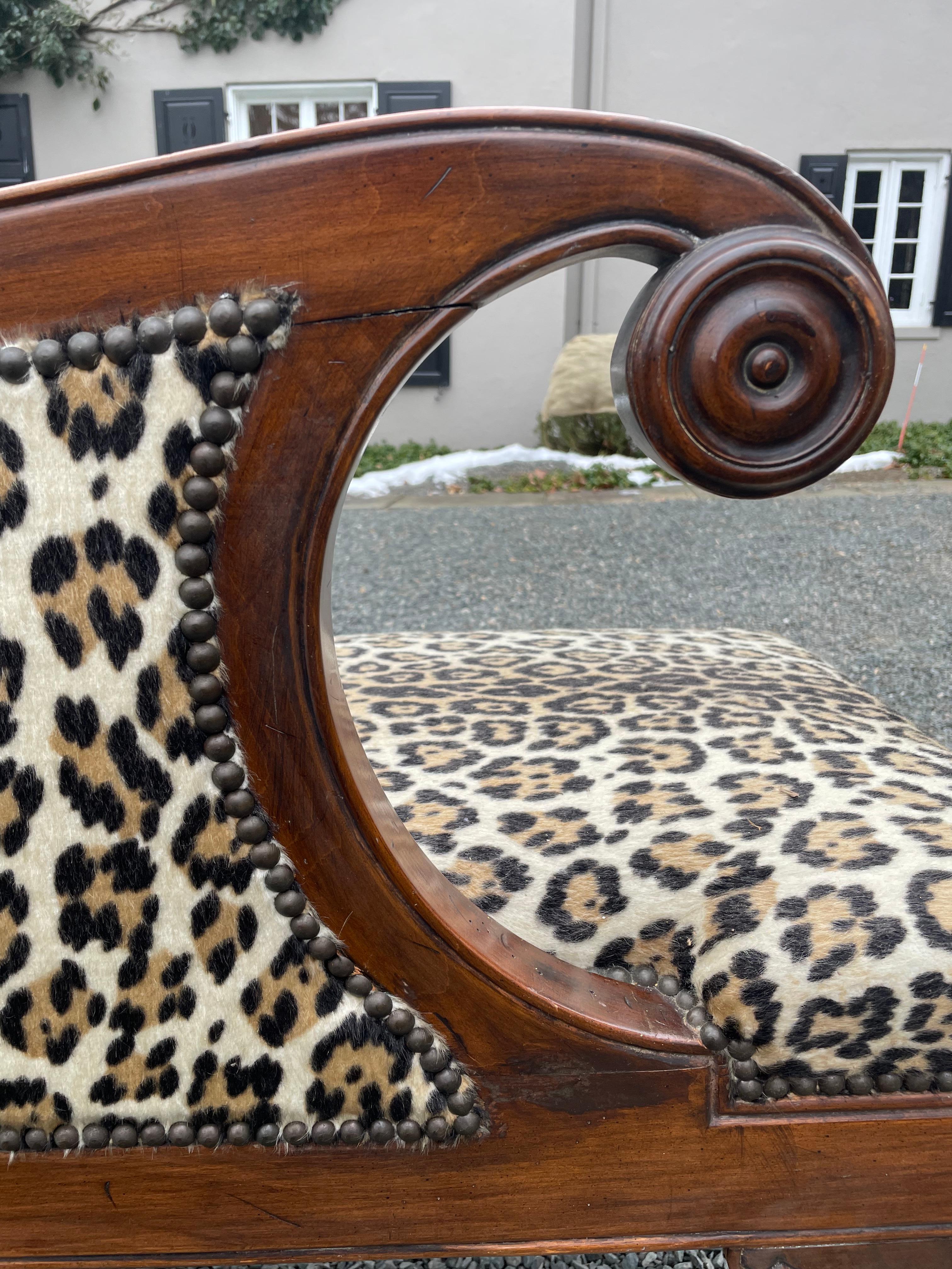 Mid-20th Century Super Glam Regency Style Faux Leopard Upholstered Chaise Lounge