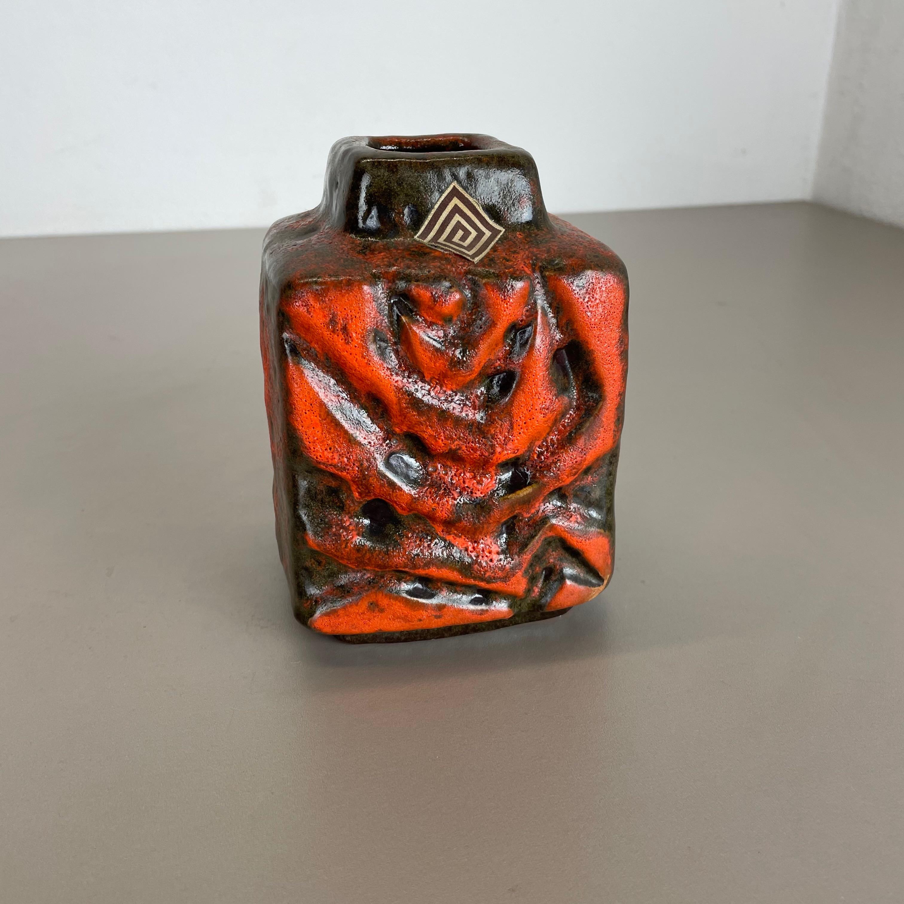 Super-Glasur WGP Fett Lava Keramik Vase Carstens Tnnieshof Deutschland, 1970er Jahre im Zustand „Gut“ im Angebot in Kirchlengern, DE