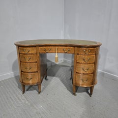 Super Kidney Shaped Mahogany Desk