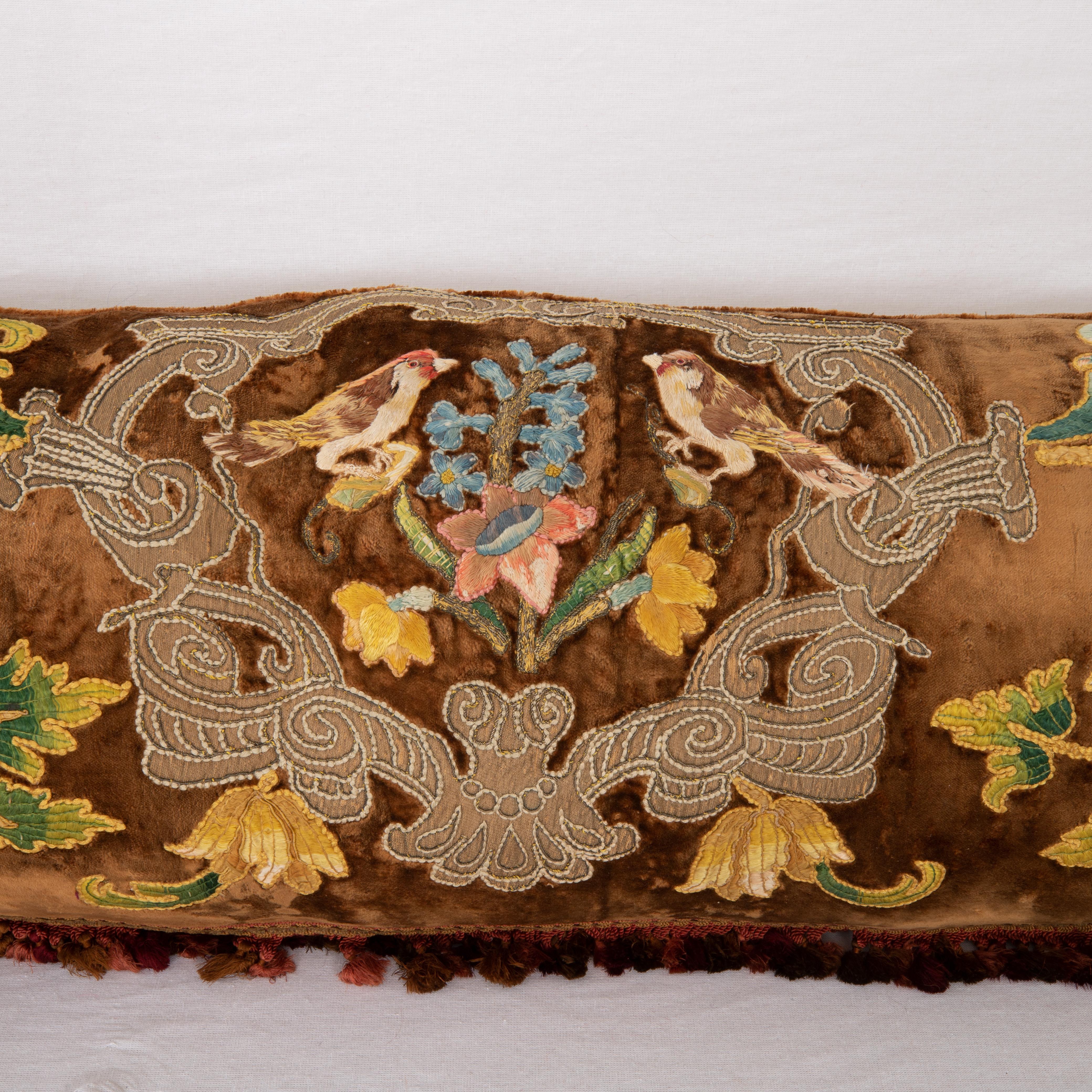 Super Long Body Pillow Cover made from an antique embroidery on silk Velvet In Good Condition For Sale In Istanbul, TR