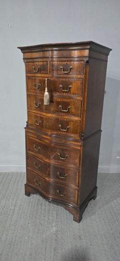 Super Mahogany Serpentine Chest on Chest of Drawers