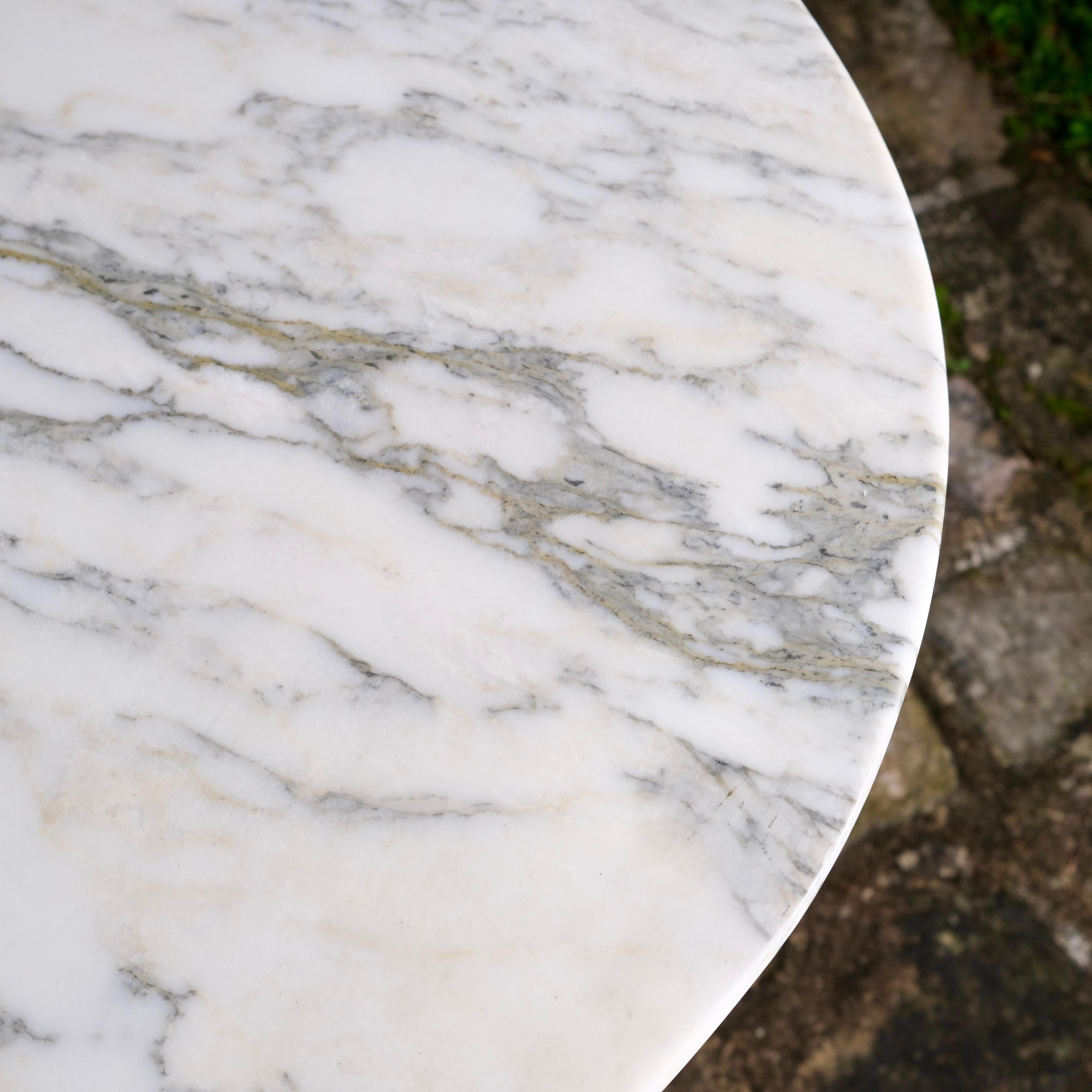 Super Malta Calacatta marble table by Roche Bobois, France, 1980 4