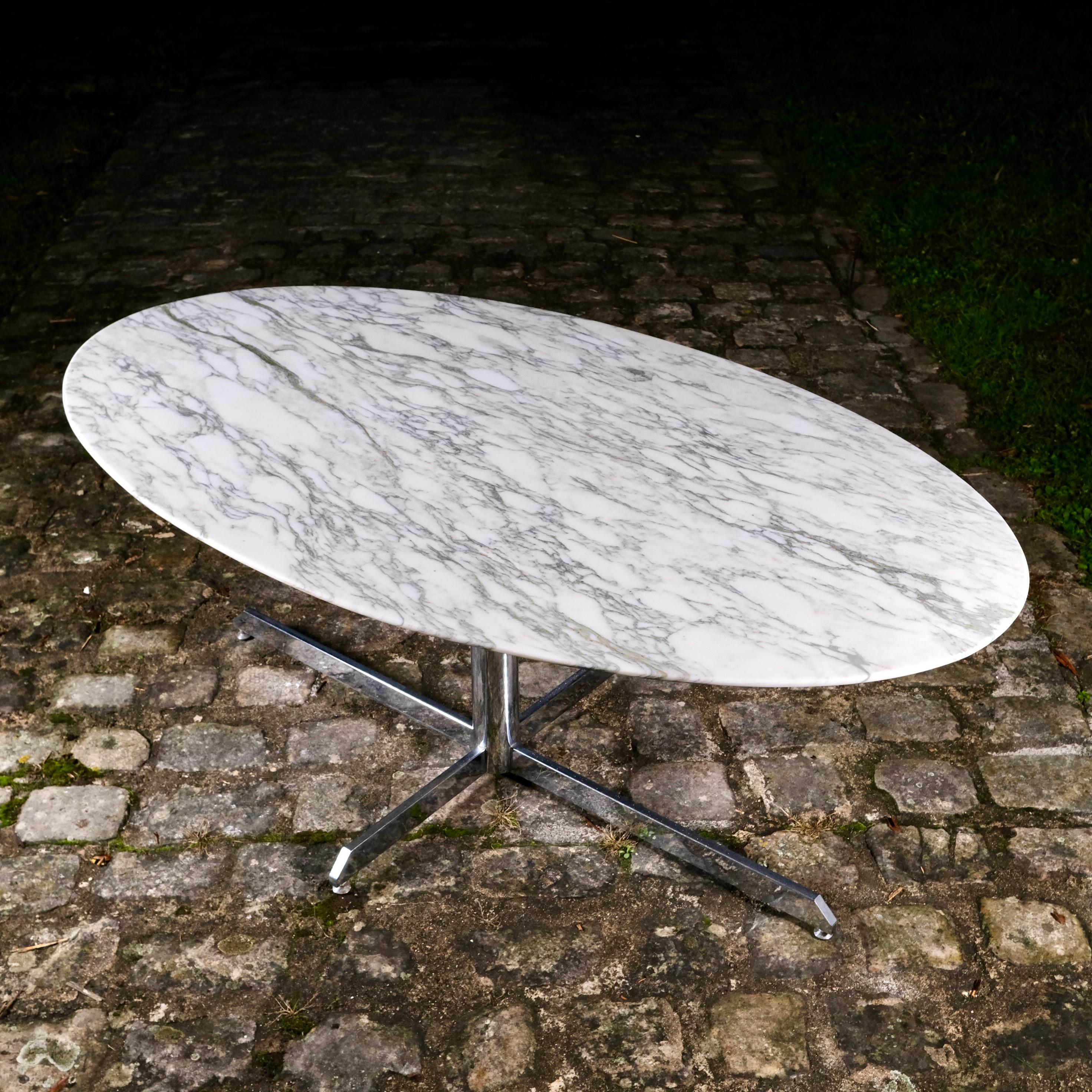 Super Malta Calacatta marble table by Roche Bobois, France, 1980 In Good Condition In Lyon, FR