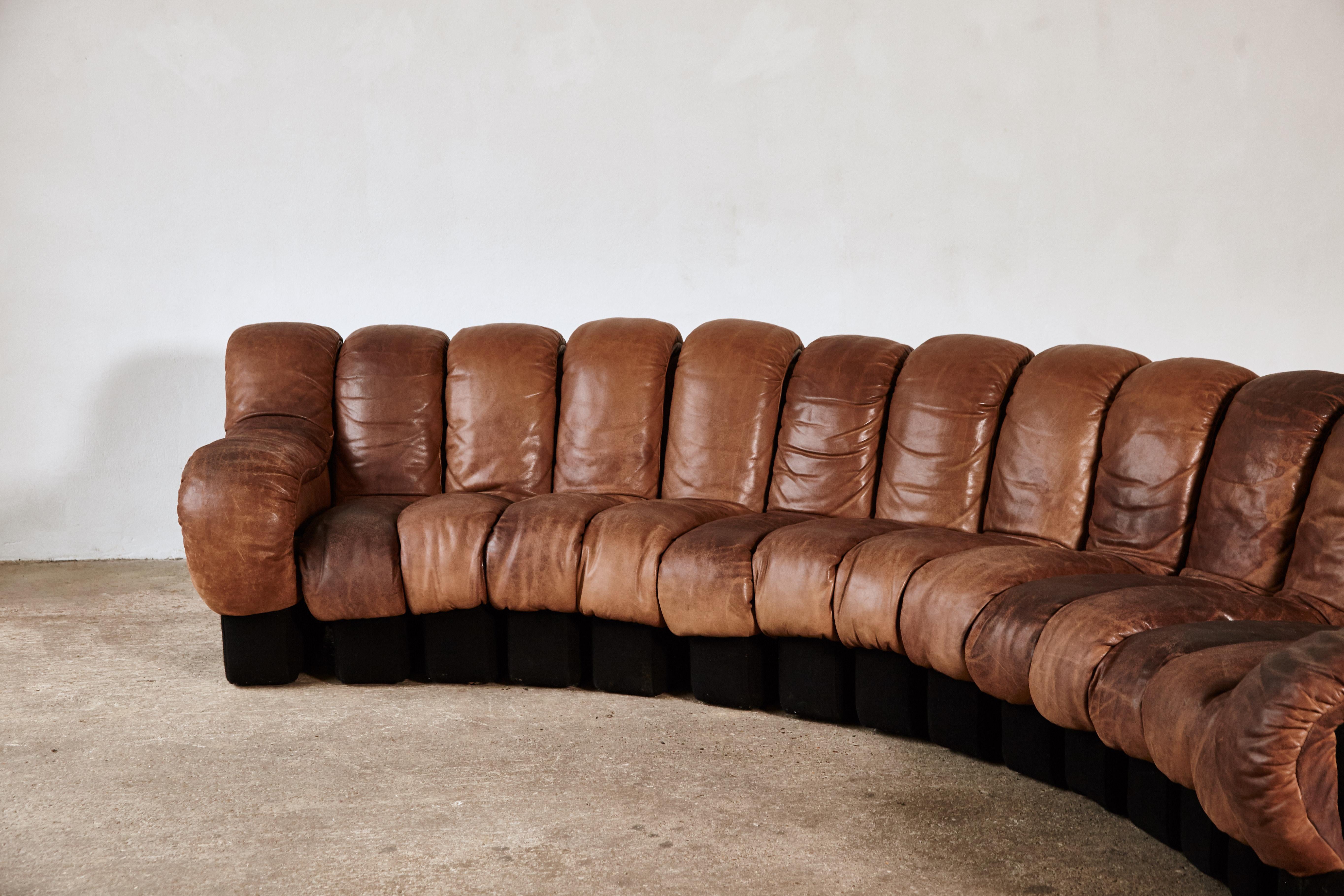 Super Patinated De Sede Ds-600 Modular Sectional Leather Non Stop Sofa, 1970s 2