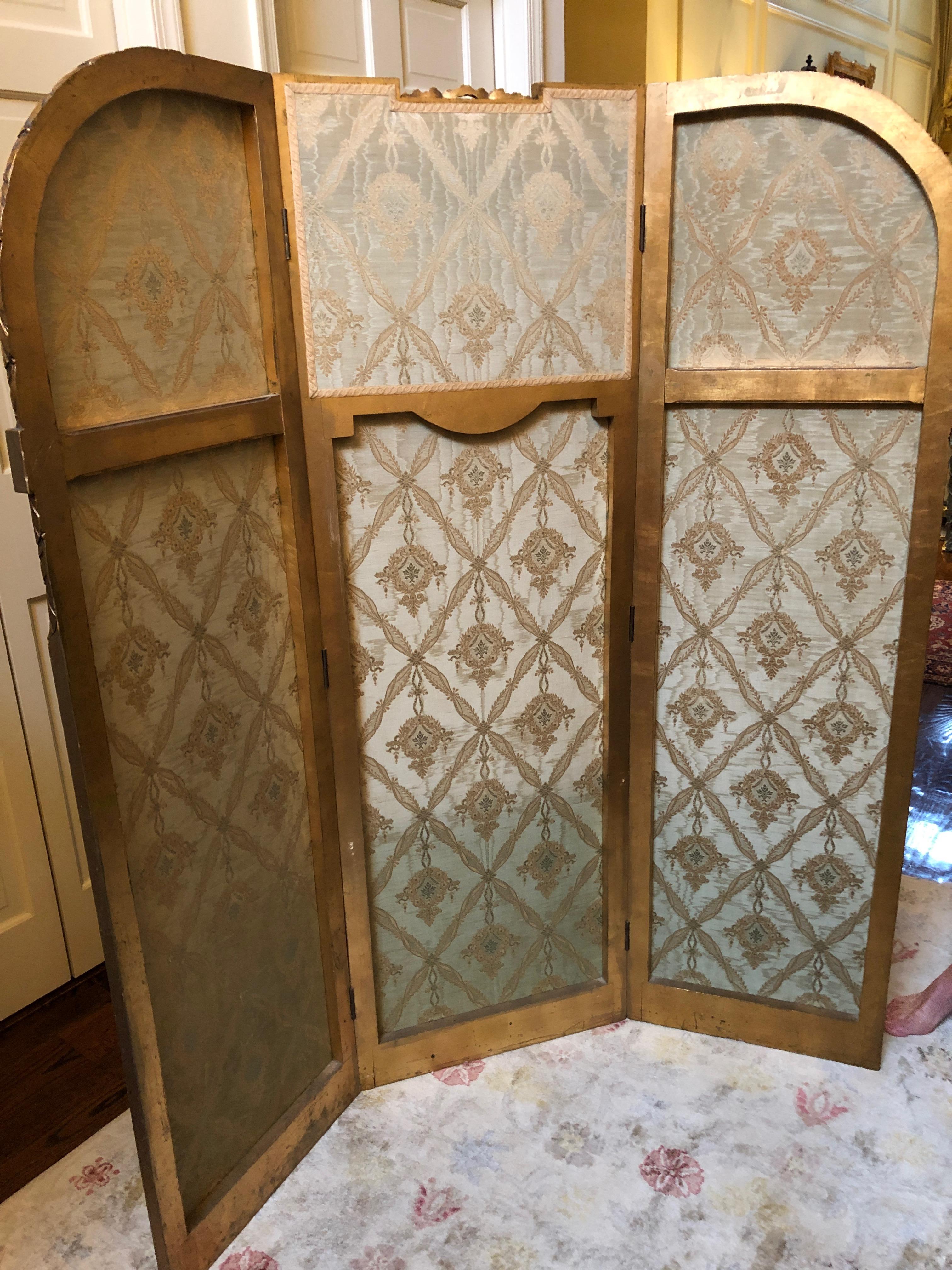 Super Pretty French Giltwood Mirrored and Silk Brocade 3-Panel Folding Screen For Sale 4
