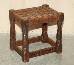 SUPER RARE 1934 DATA ROBERT MOUSEMAN THOMPSON OAK & STRAPPED LEATHER FOOTSTOOl