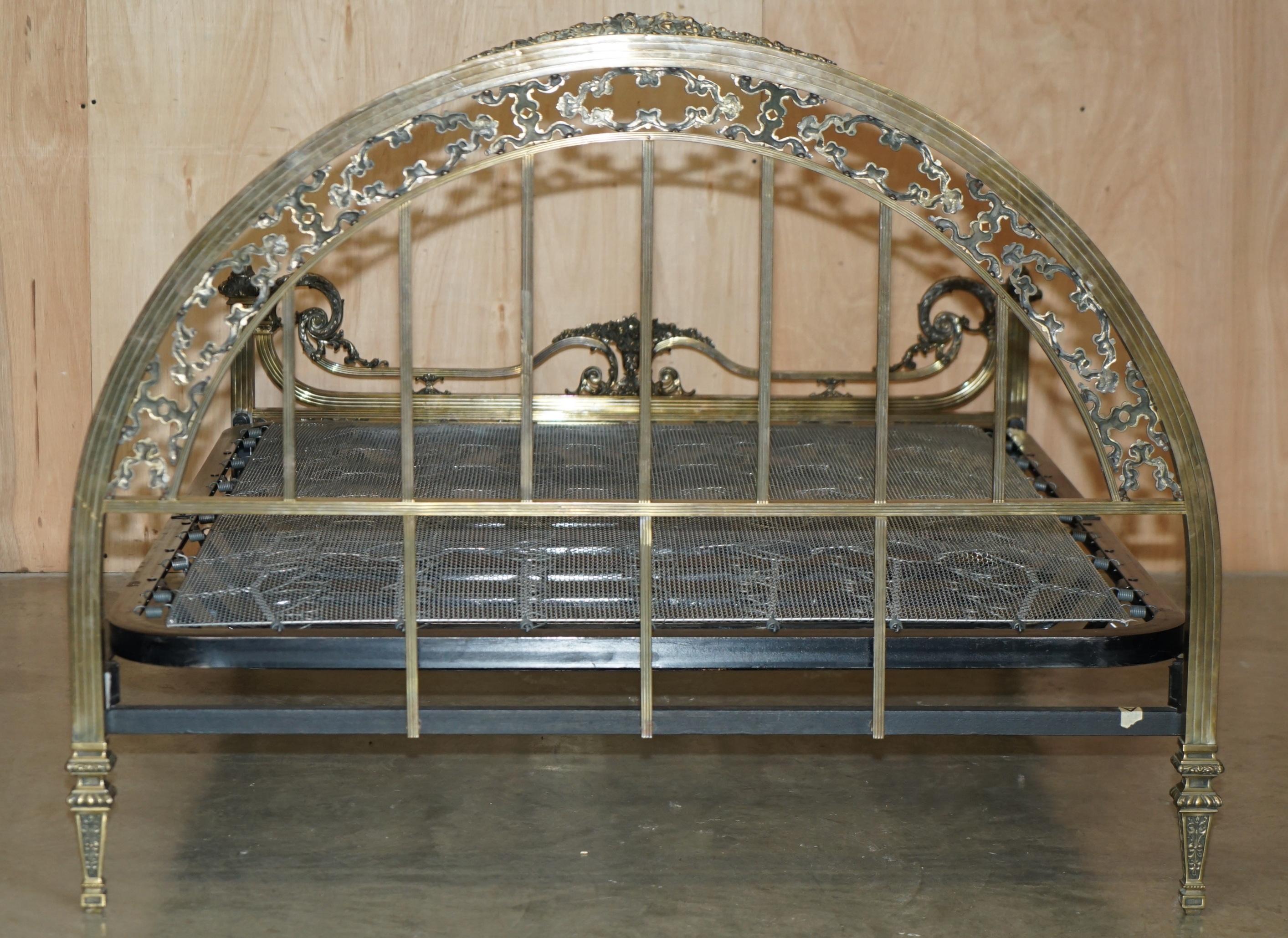 SUPER RARE FRANÇAIS CIRCA 1900 SOLID BRASS DOUBLE BED FRAME MUST SEE PICs en vente 11