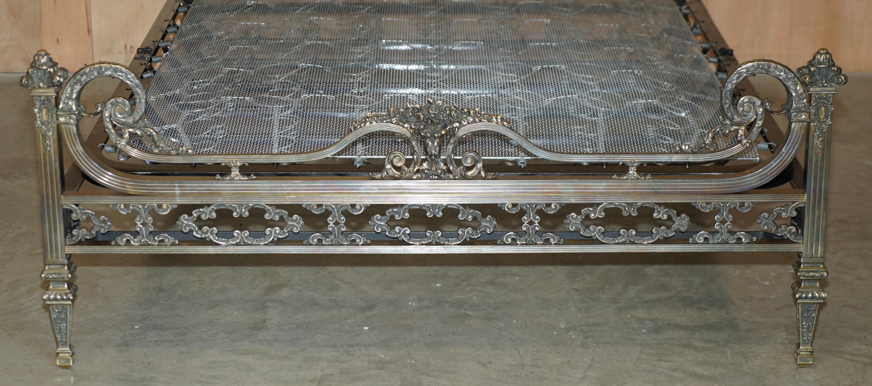 SUPER RARE FRANÇAIS CIRCA 1900 SOLID BRASS DOUBLE BED FRAME MUST SEE PICs Bon état - En vente à West Sussex, Pulborough