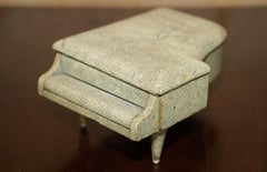 SUPER RARE ANTIQUE SHAGREEN (SHARK SKIN) BURR WALNUT MUSICAL JEWELLERY PIANO BOx