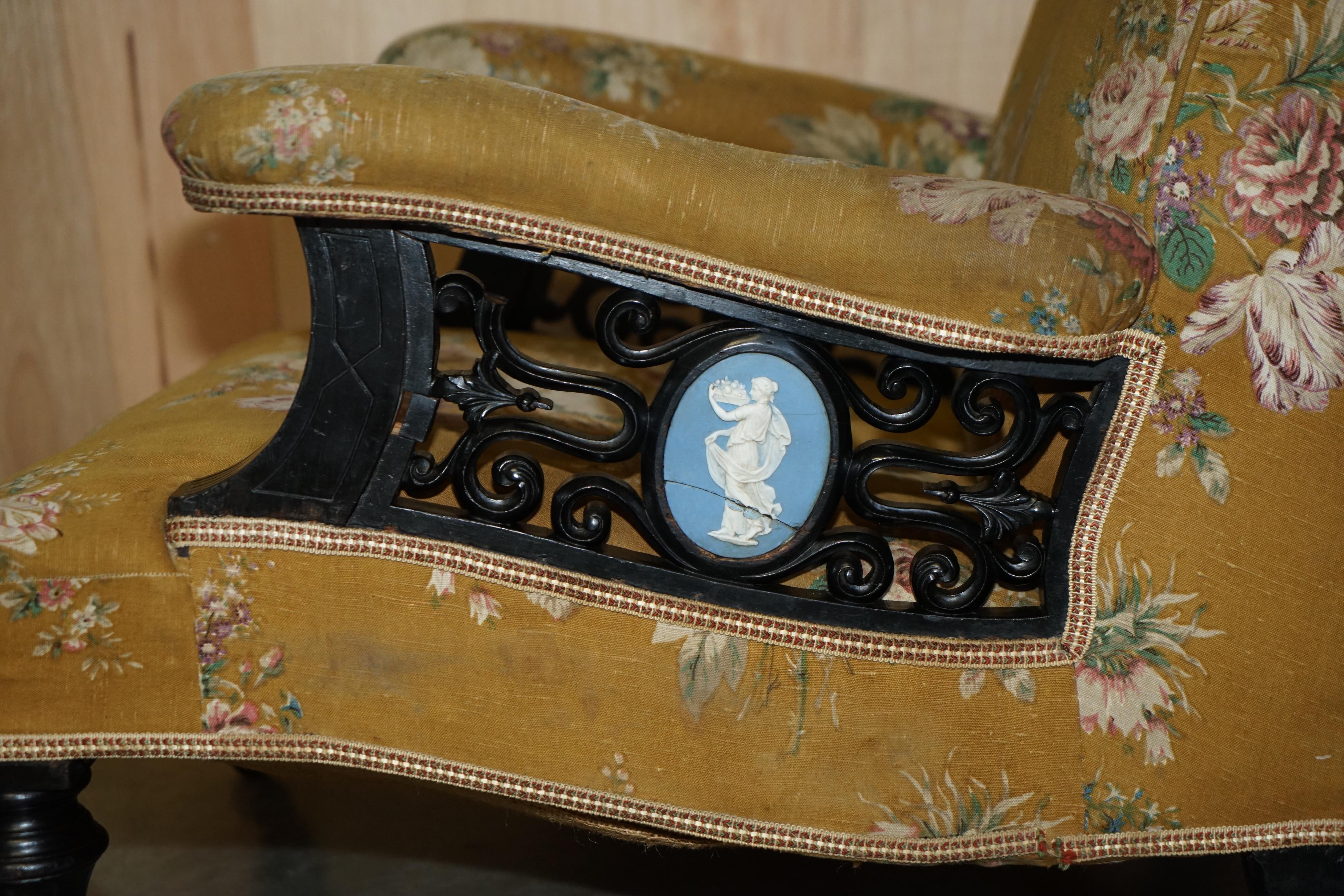 SUPER RARE ANTiQUE VICTORIAN AESTHETIC MOVEMENT ARMCHAIR WITH GRAND TOUR PLAQUES For Sale 9