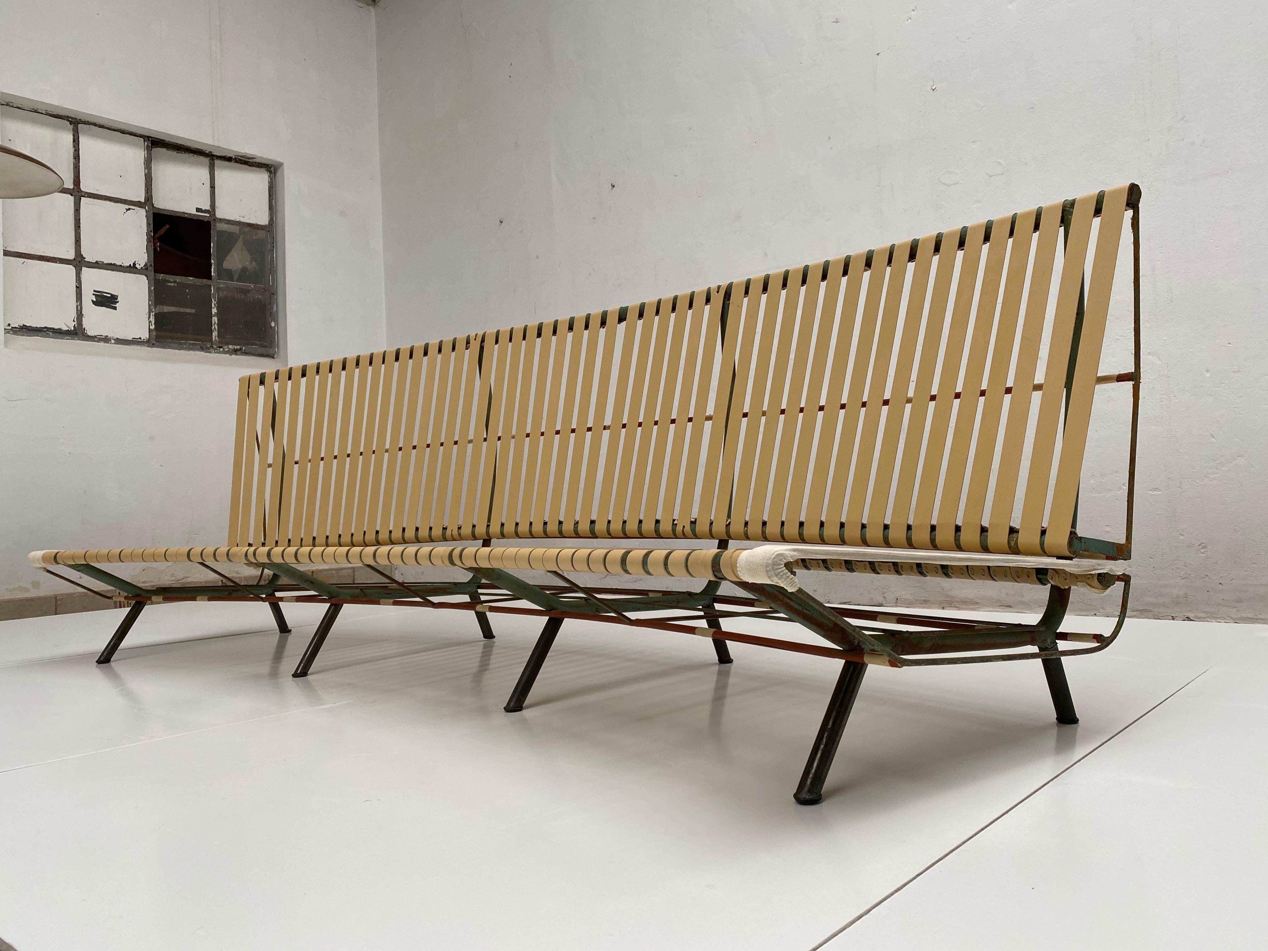 Italian Super Rare Four-Seat Elliptical 'Triennale' Sofa by Zanuso for Arflex, 1951