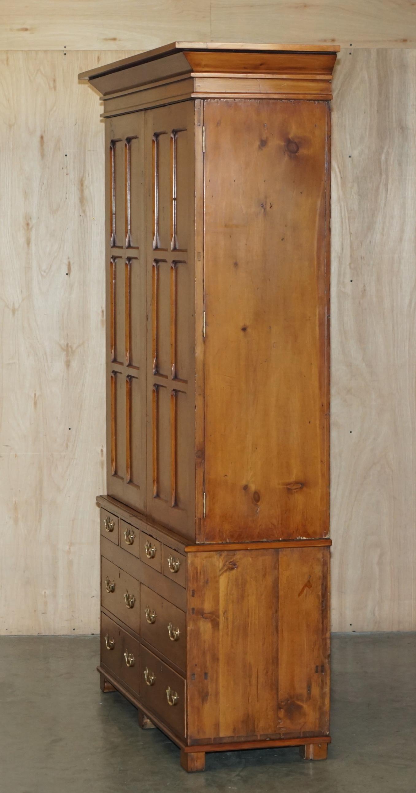 SUPER RARE FULLY RESTORED ANTiQUE VICTORIAN FRUITWOOD GUN COLLECTORS CABINET For Sale 5
