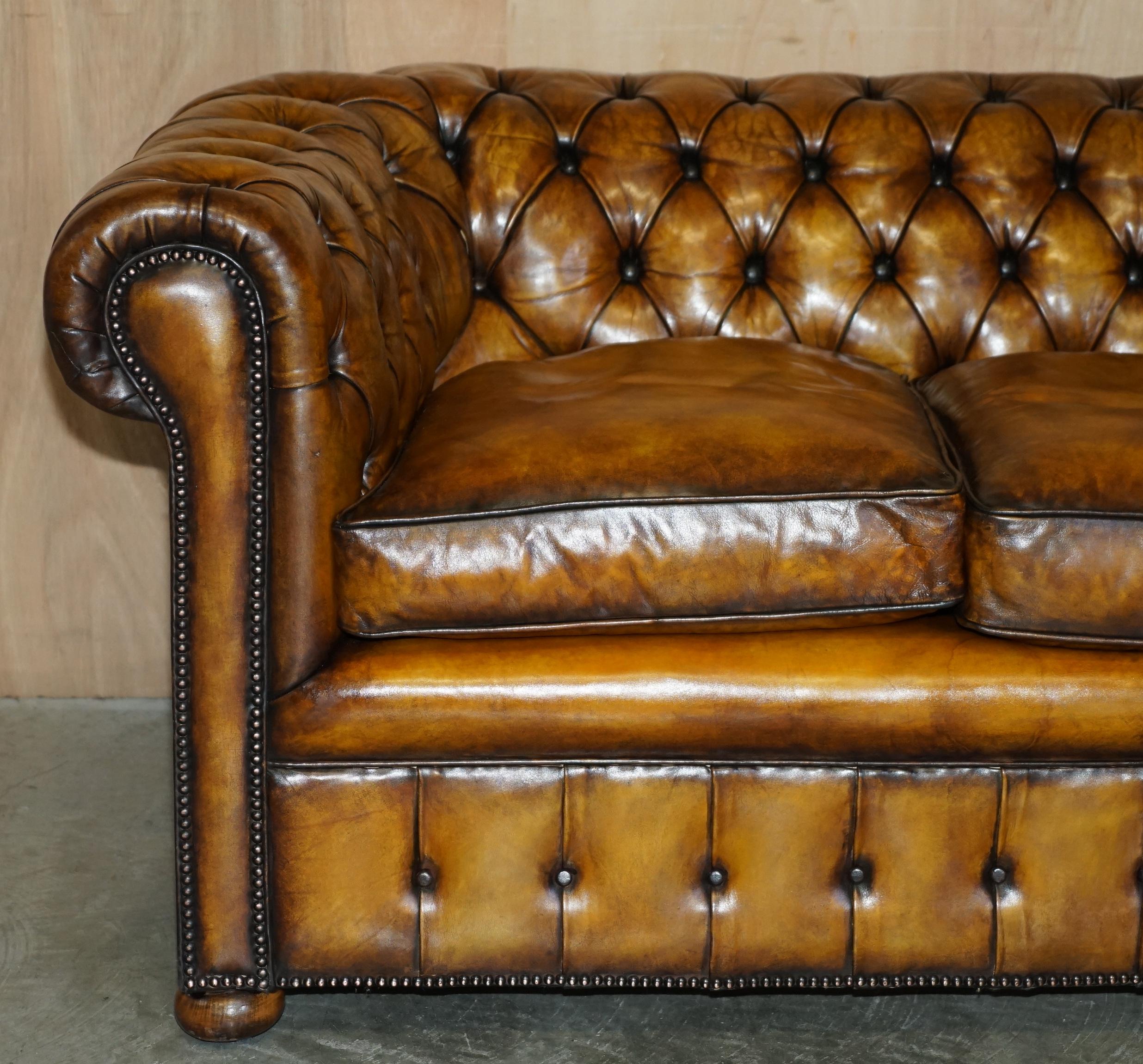 Art Deco SUPER RARE FULLY RESTORED ViNTAGE CIGAR BROWN LEATHER CHESTERFIELD SOFA PART SET For Sale