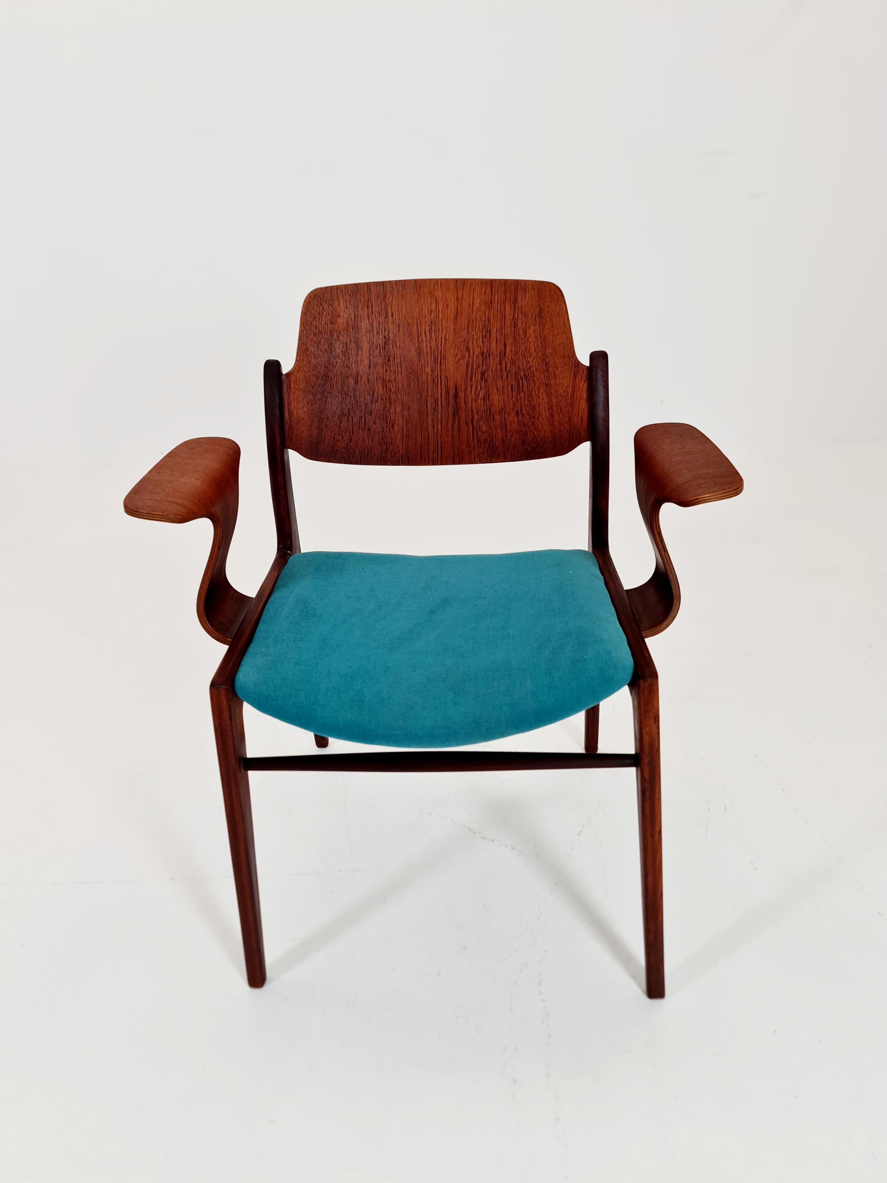 Mid-20th Century Super Rare German teak  Armchair  by  Georg Leowald for wilkhan  1960s For Sale