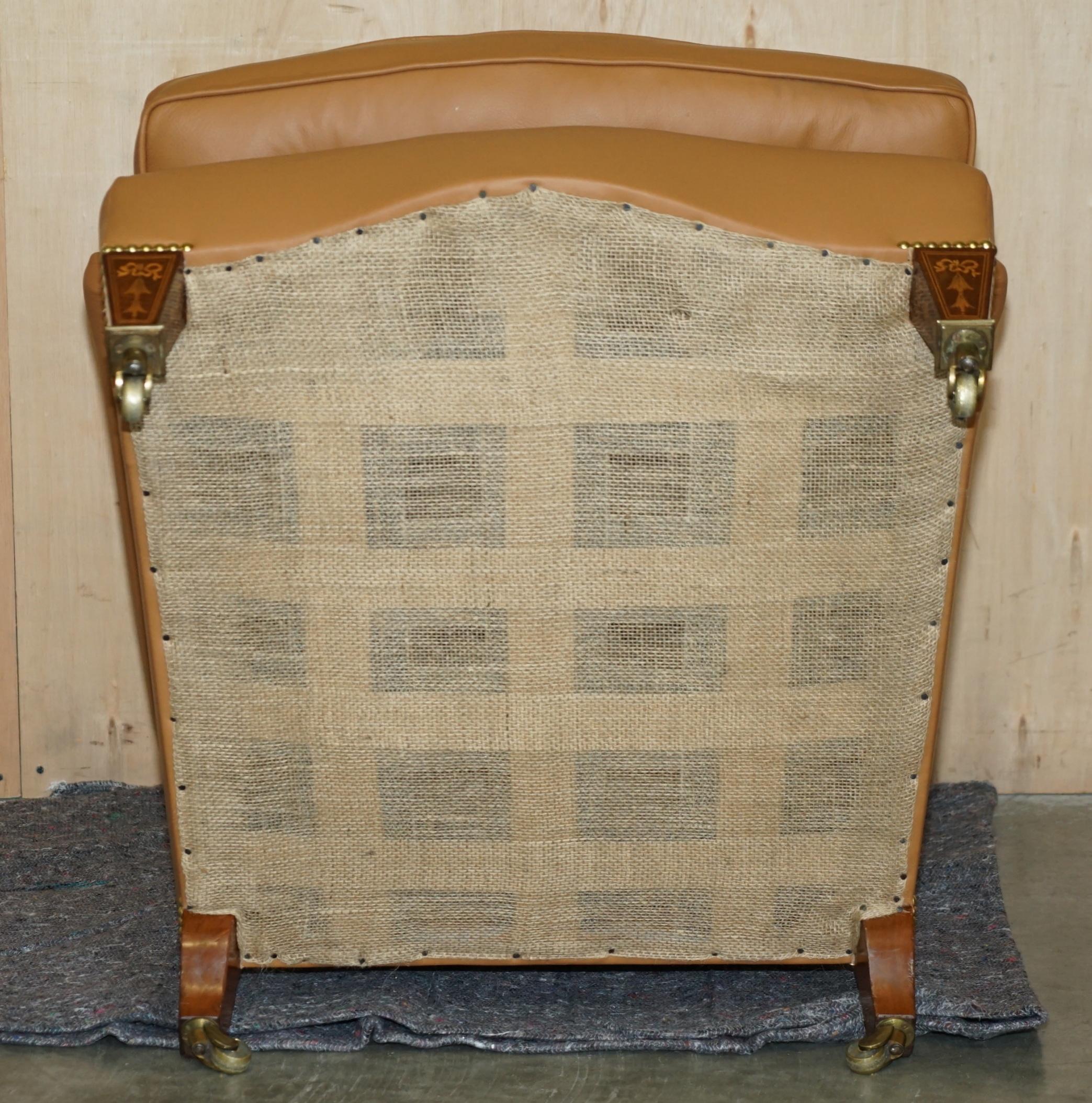 SUPER RARA POLTRONA IN PELLE MARRONE DI HOWARD AND SONS COMPLETAMENTE RISTRUTTURATA DI CHEsterfield in vendita 10