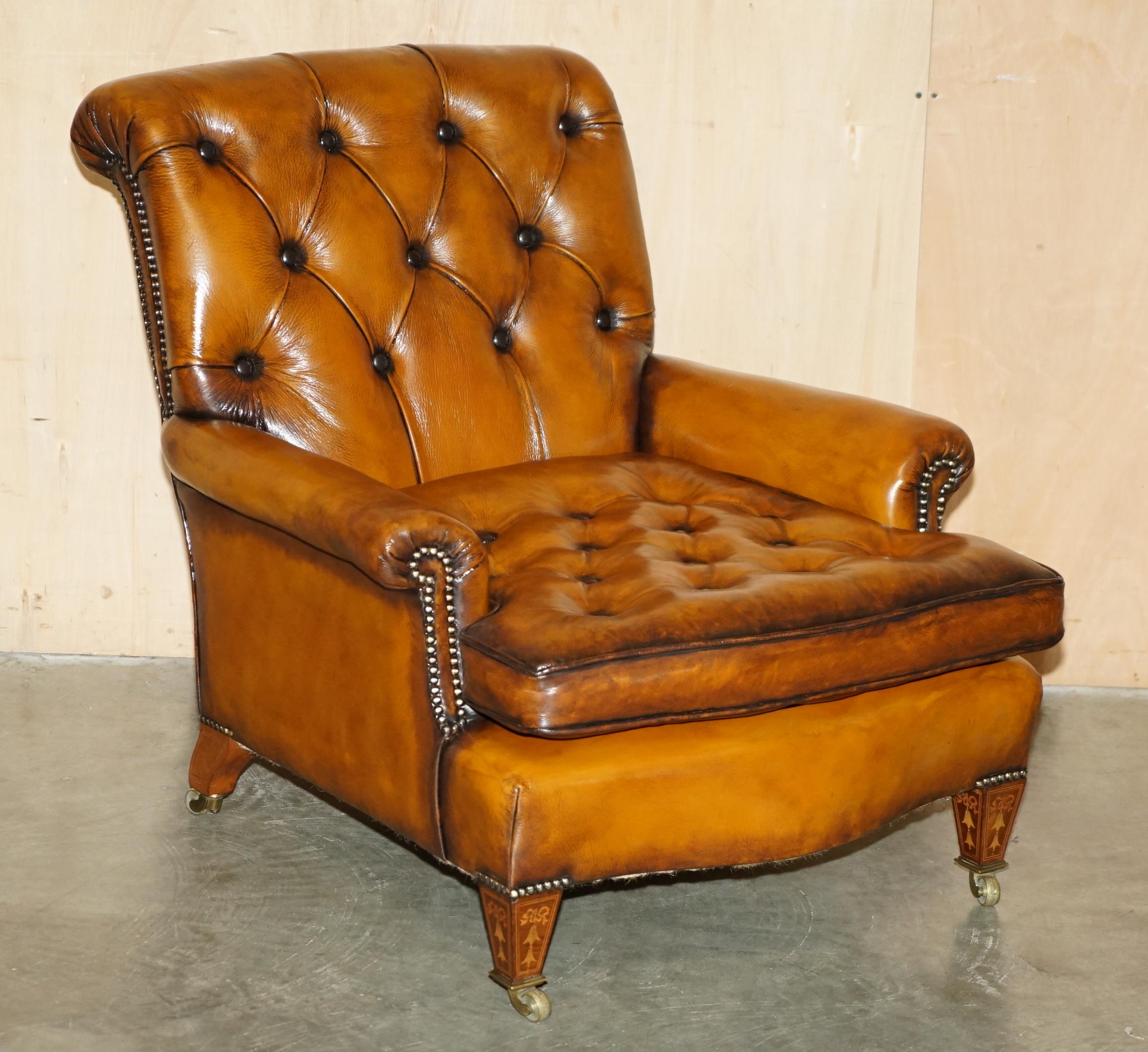 Antigüedades de la Casa Real

Royal House Antiques se complace en poner a la venta este rarísimo sillón victoriano de biblioteca Howard & Sons, atribuido a la época de 1860-1880, que ha sido totalmente restaurado y viene con patas de marquetería