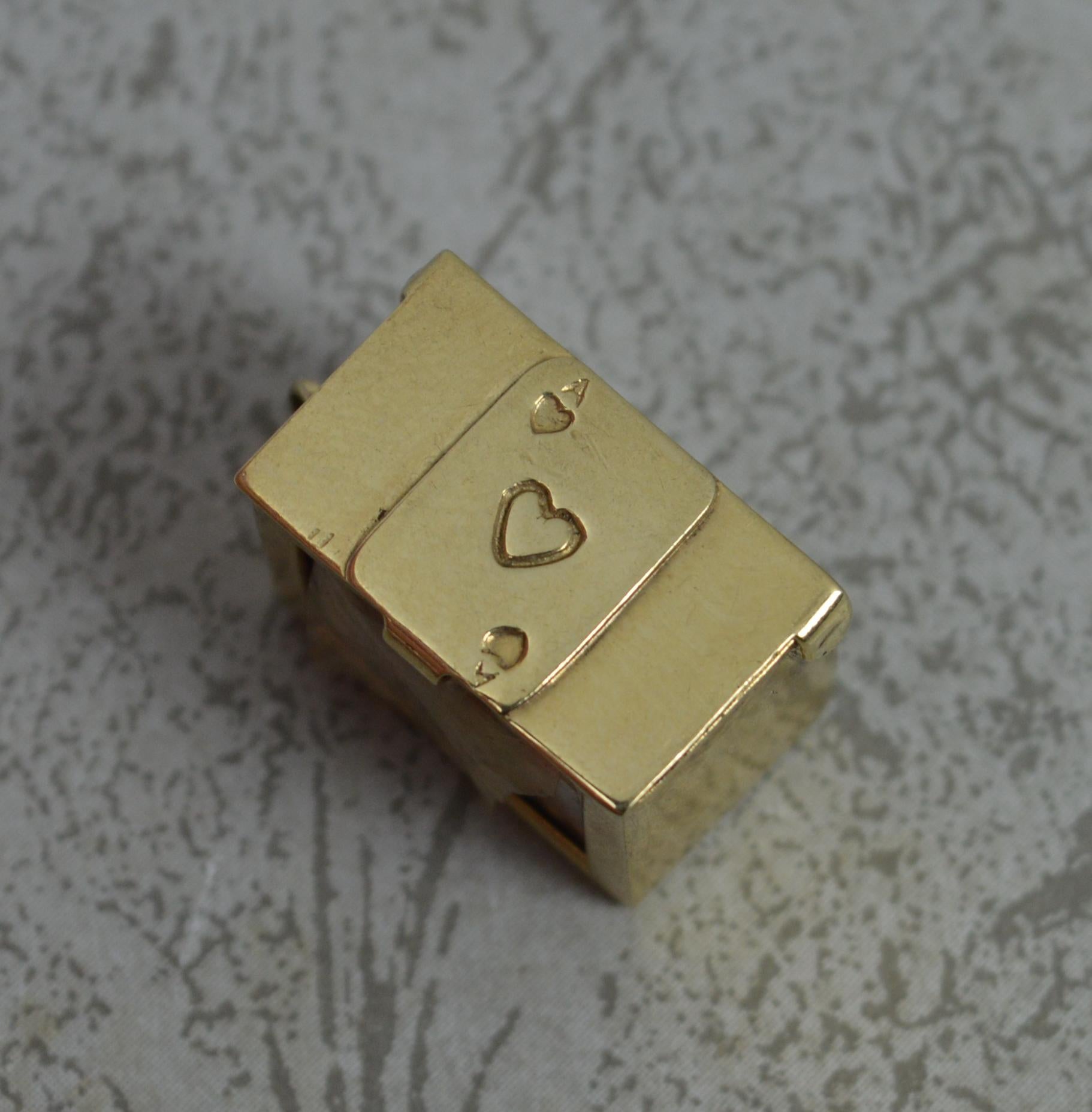 Super Rare Miniature Playing Cards and 9ct Gold Box Pendant Charm In Good Condition In St Helens, GB