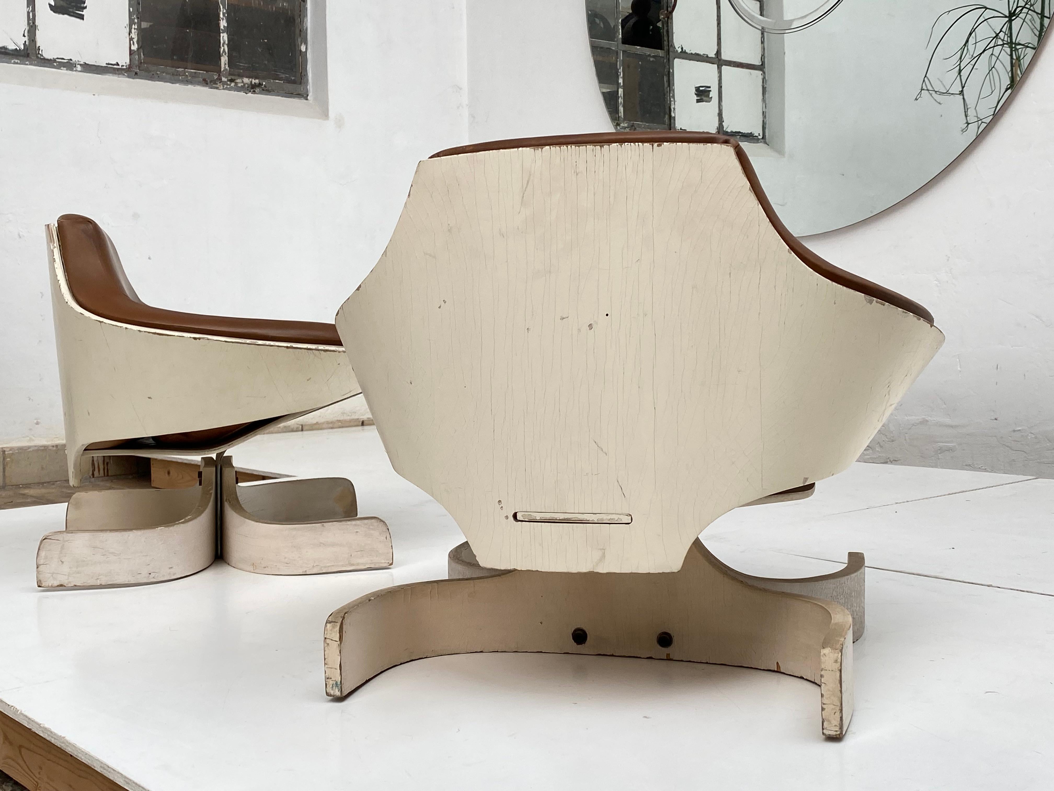 Ère spatiale Superbe paire de chaises longues « Stella 1001 » de Joe Colombo, 1963, Italie