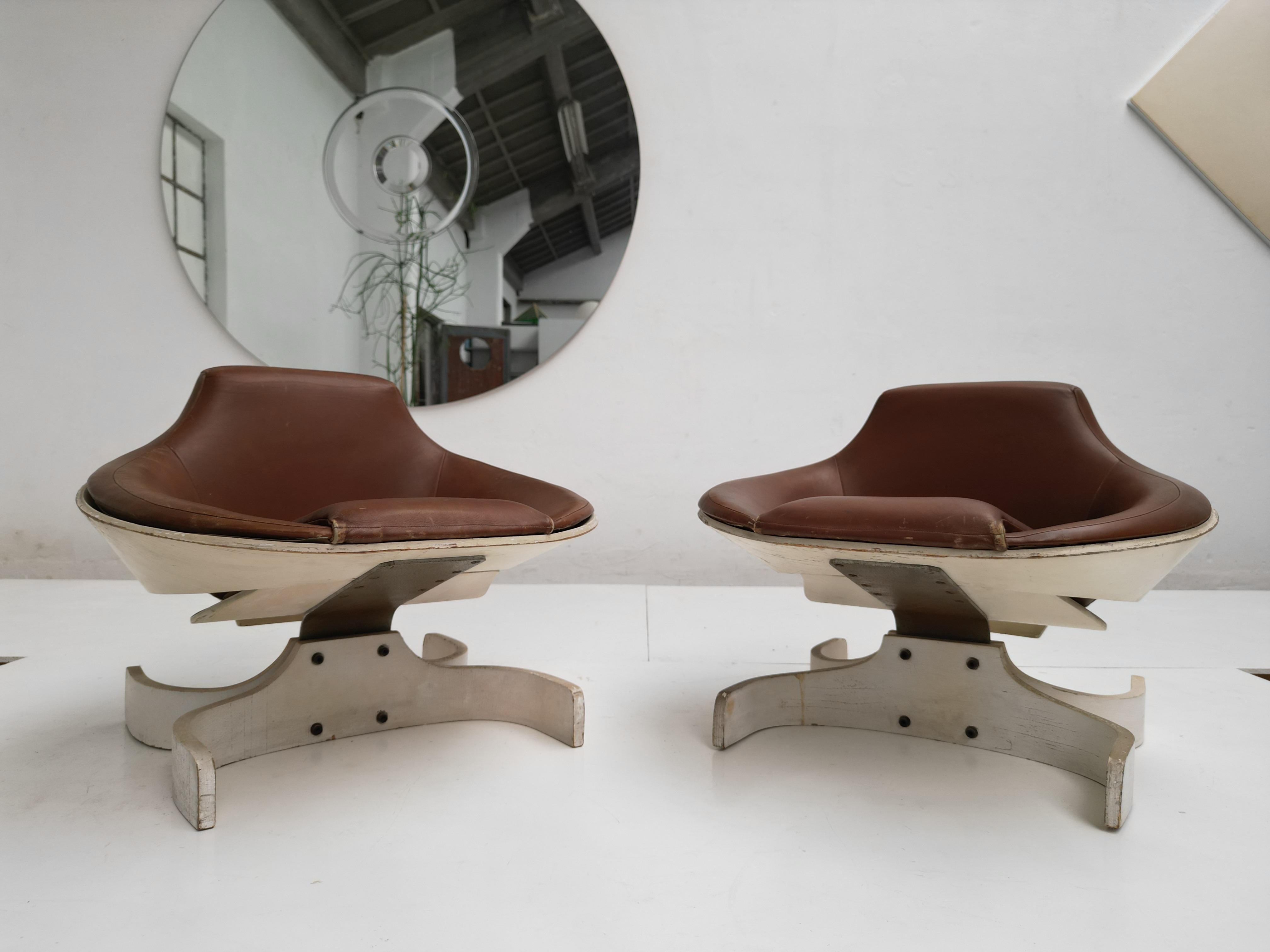 Super Rare Pair of Joe Colombo 'Sella 1001' Lounge Chairs by Comfort 1963 Italy In Good Condition For Sale In bergen op zoom, NL