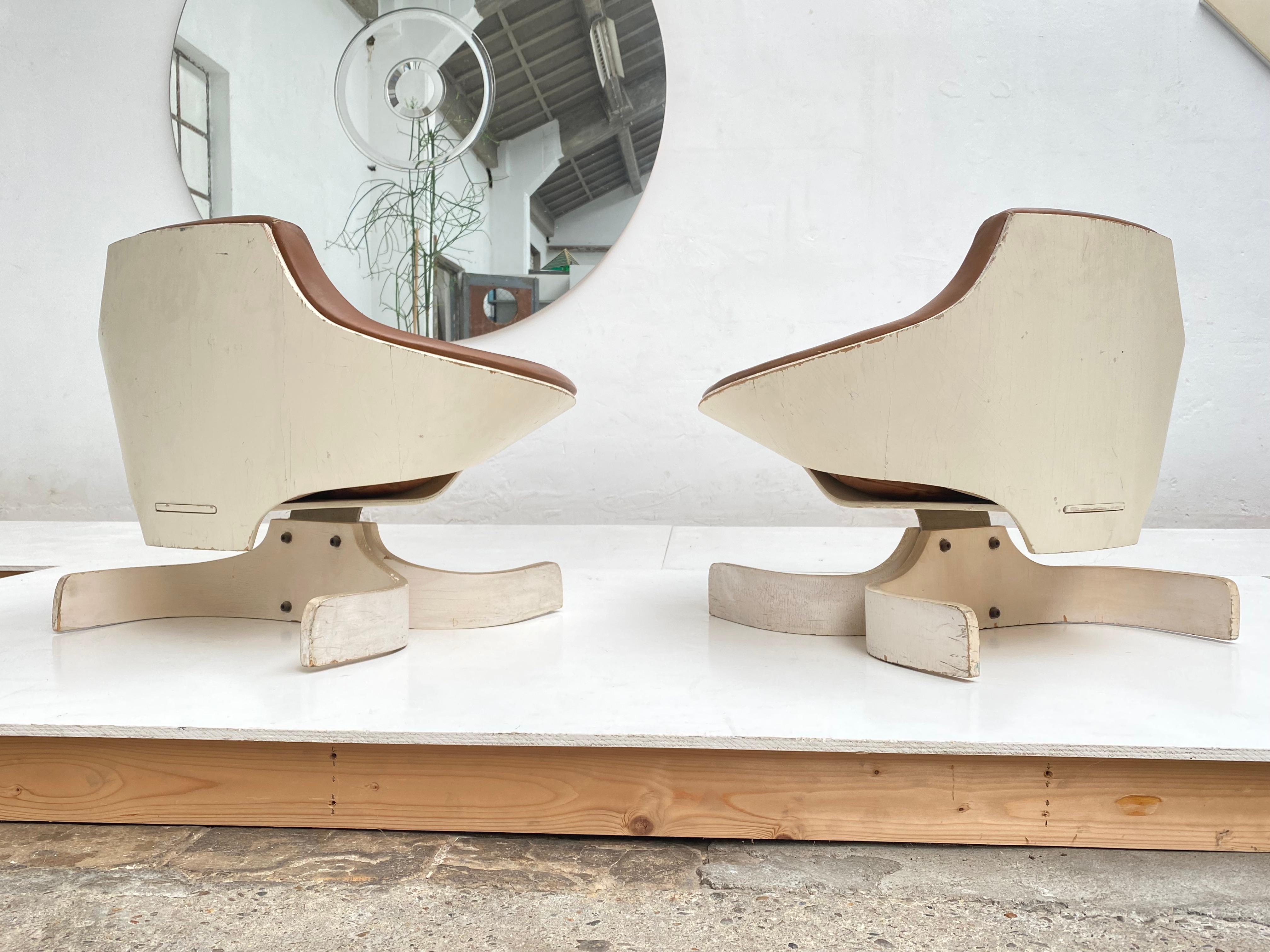 Italian Super Rare Pair of Joe Colombo 'Sella 1001' Lounge Chairs by Comfort 1963 Italy For Sale