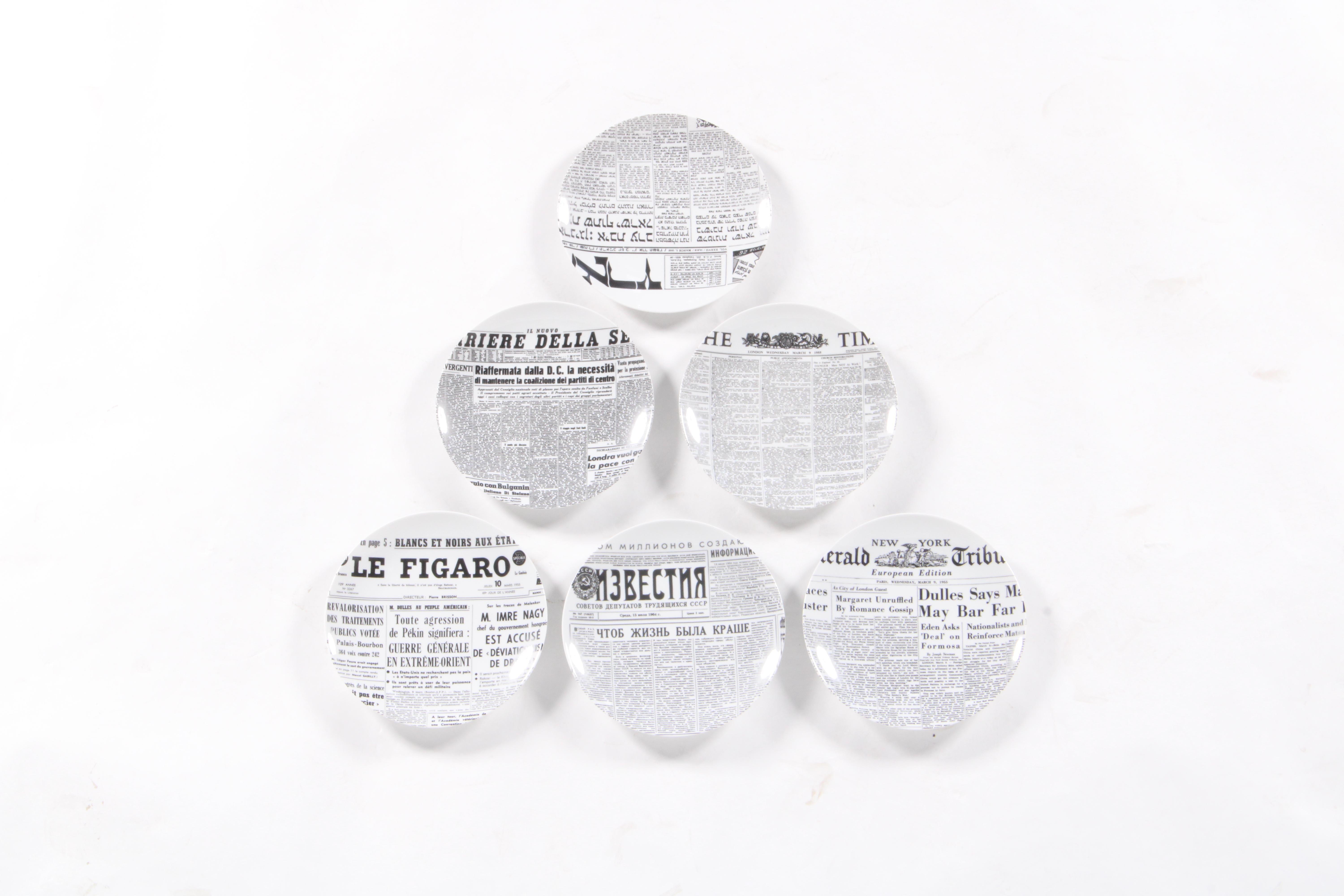 Seltene & atemberaubende dekorative Satz von sechs Fornasetti Platten im Zustand „Gut“ im Angebot in Portlaoise, IE