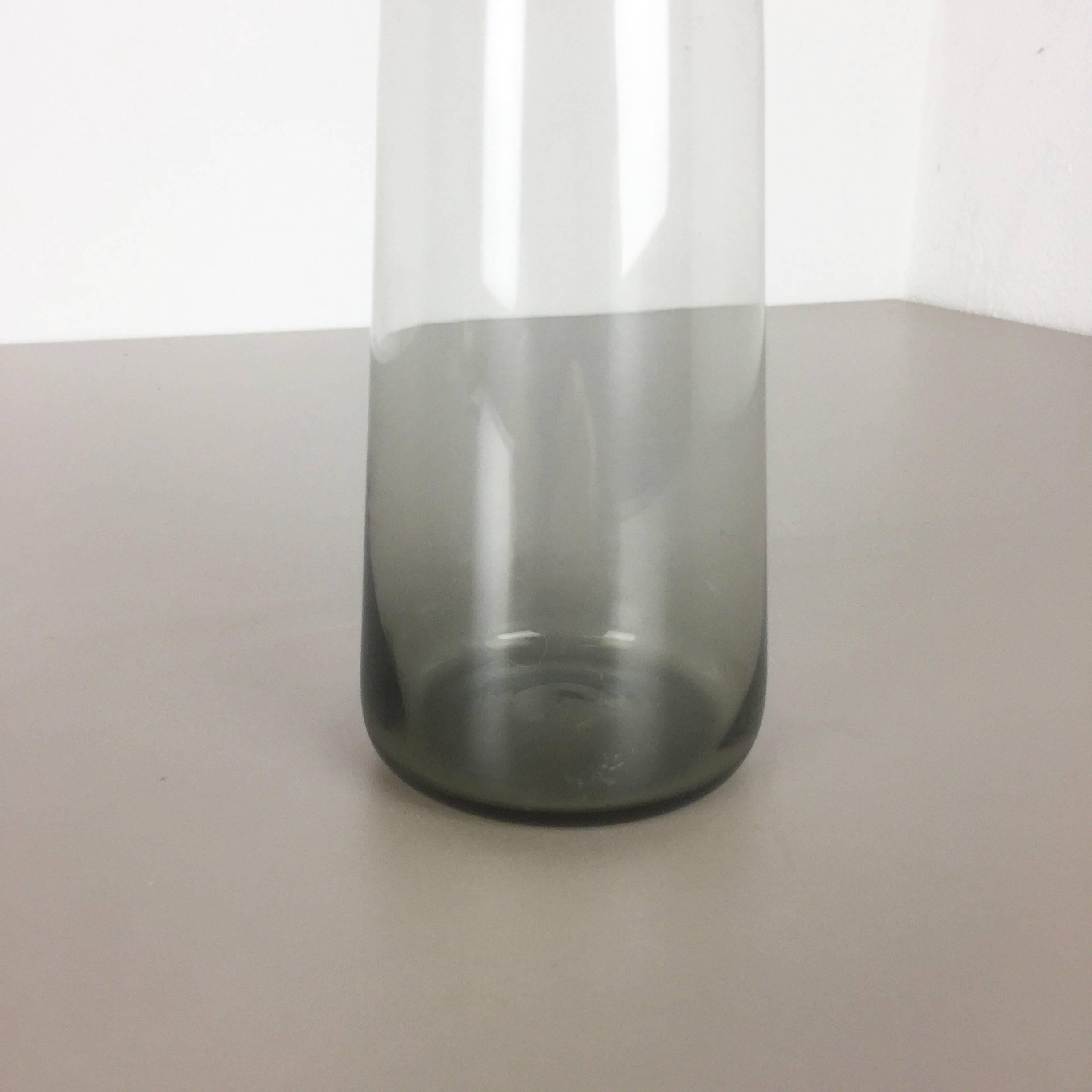 Super Rare Vintage 1960s Glass Turmalin Vase by Wilhelm Wagenfeld for WMF In Good Condition In Kirchlengern, DE