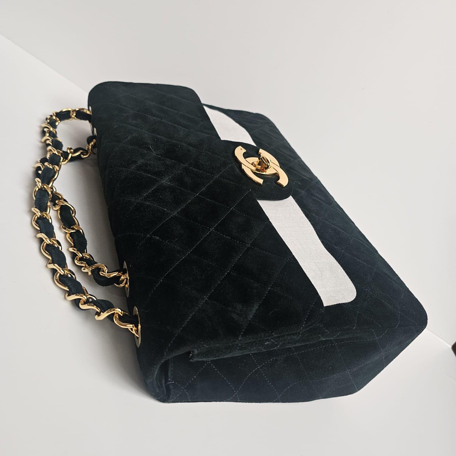 Super rare sac à rabat vintage Chanel en daim matelassé émeraude Maxi CC des années 90 en vente 5