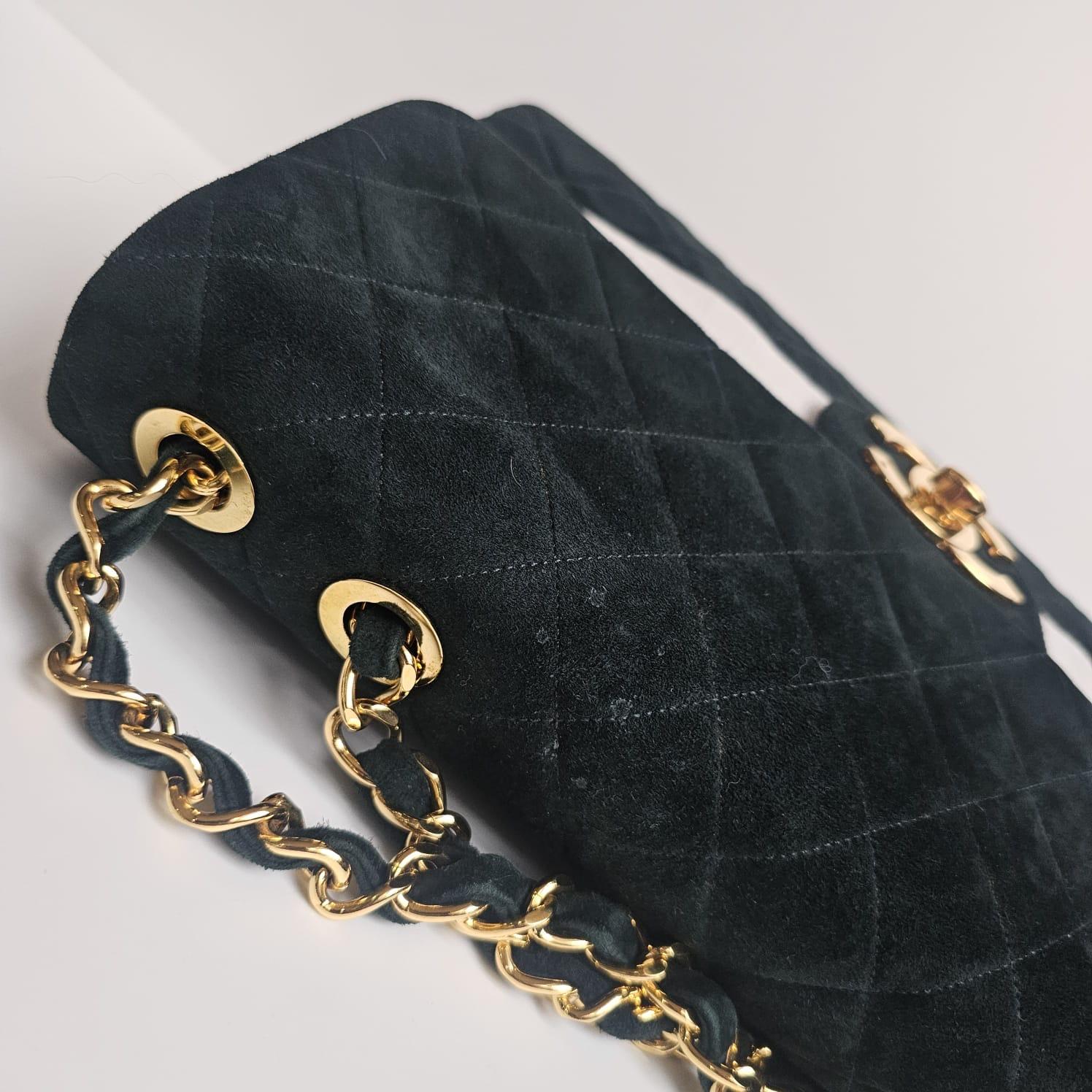 Super rare sac à rabat vintage Chanel en daim matelassé émeraude Maxi CC des années 90 en vente 8