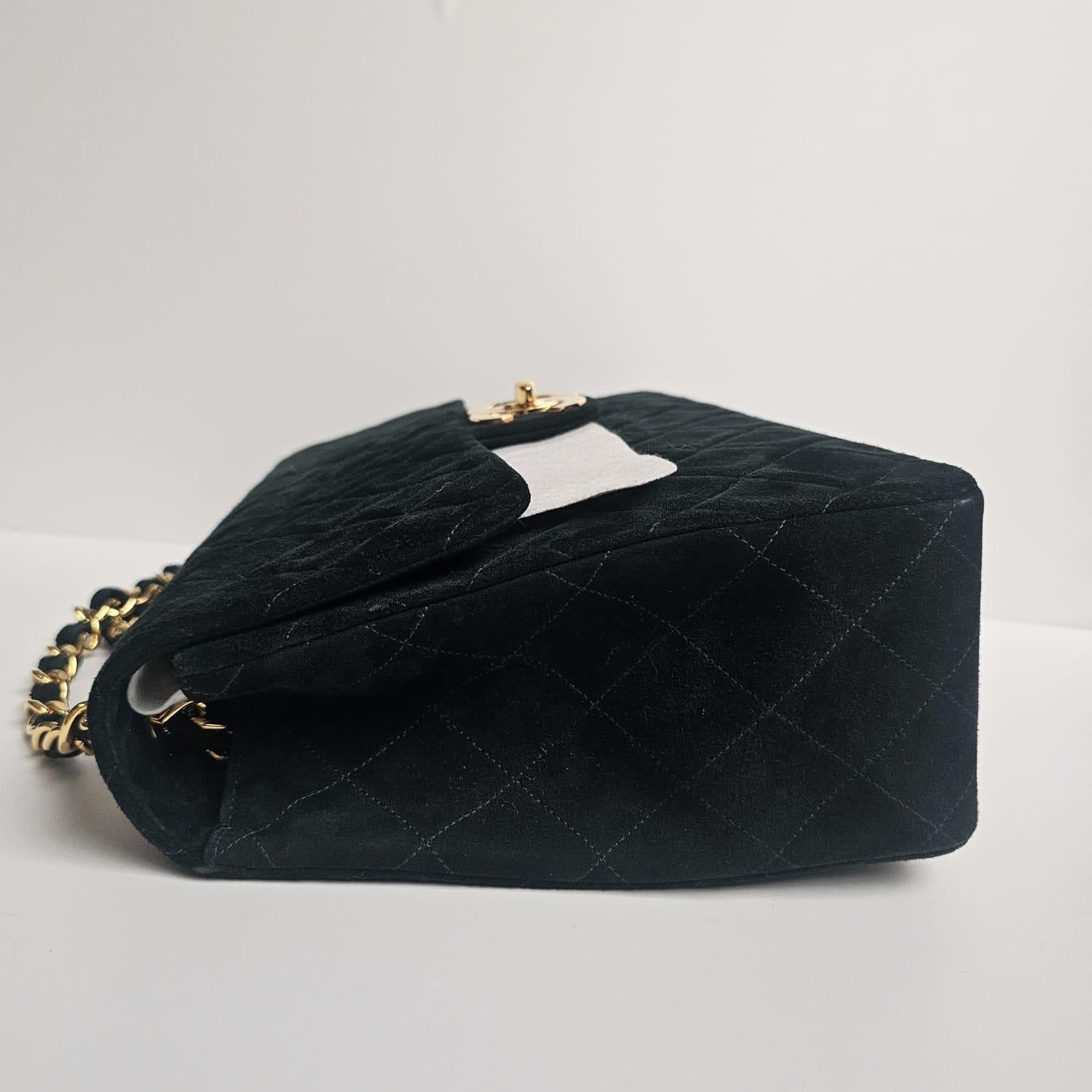 Super rare sac à rabat vintage Chanel en daim matelassé émeraude Maxi CC des années 90 en vente 2