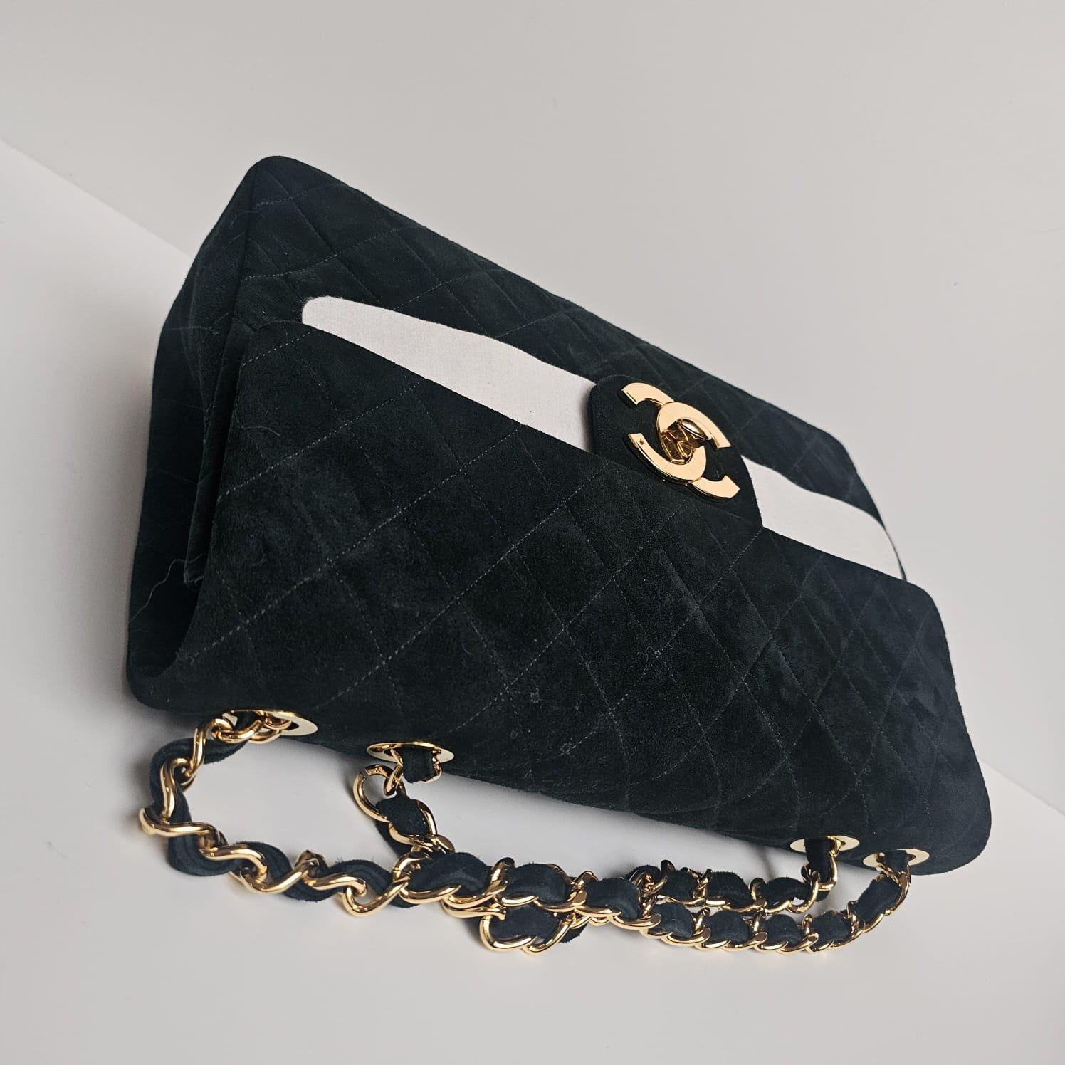 Super rare sac à rabat vintage Chanel en daim matelassé émeraude Maxi CC des années 90 en vente 4