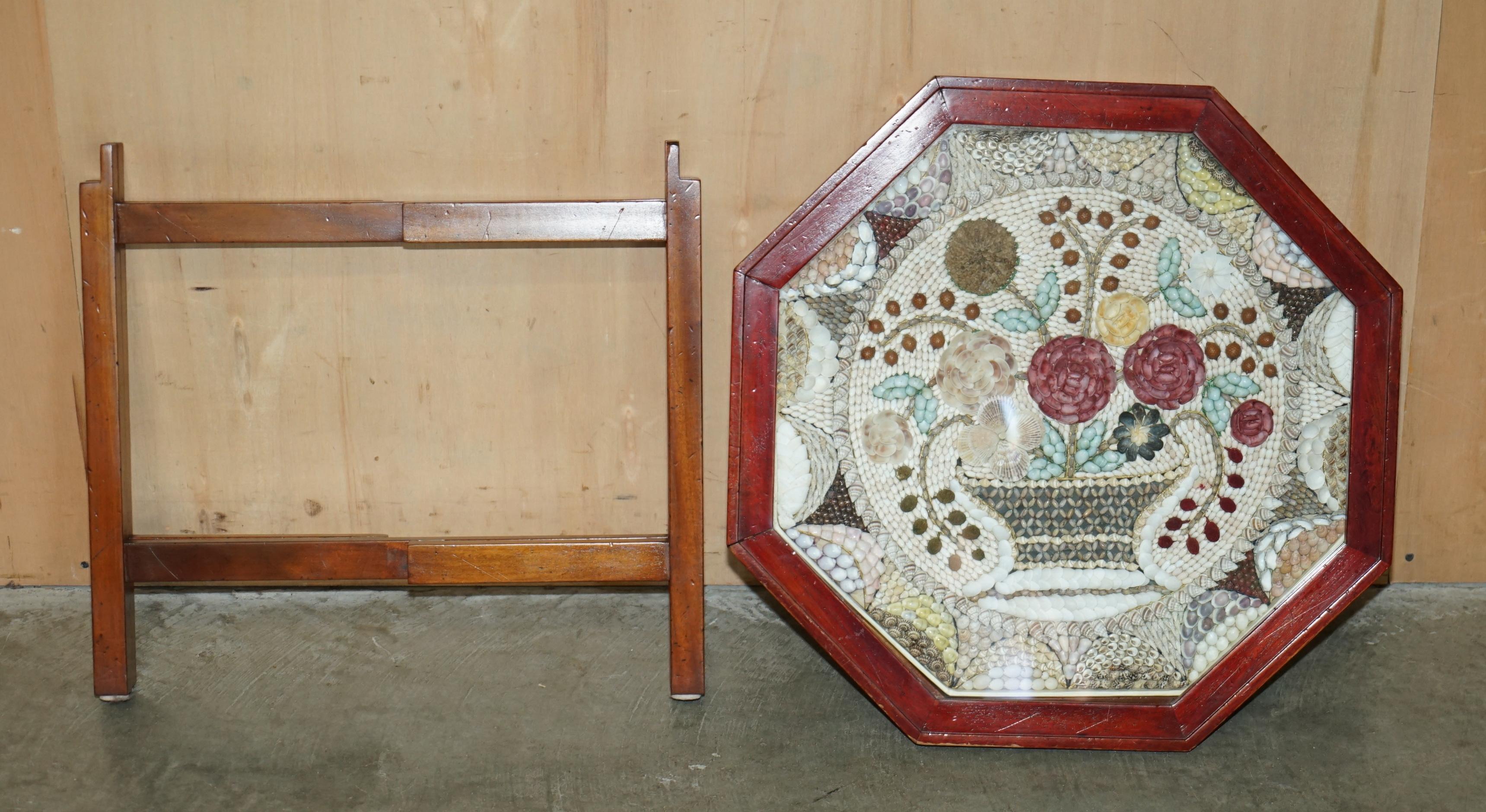 SUPER RARE ViNTAGE HIGHLY COLLECTable SAILOR'S VALENTINE SHELL DISPLAY TABLE im Angebot 10