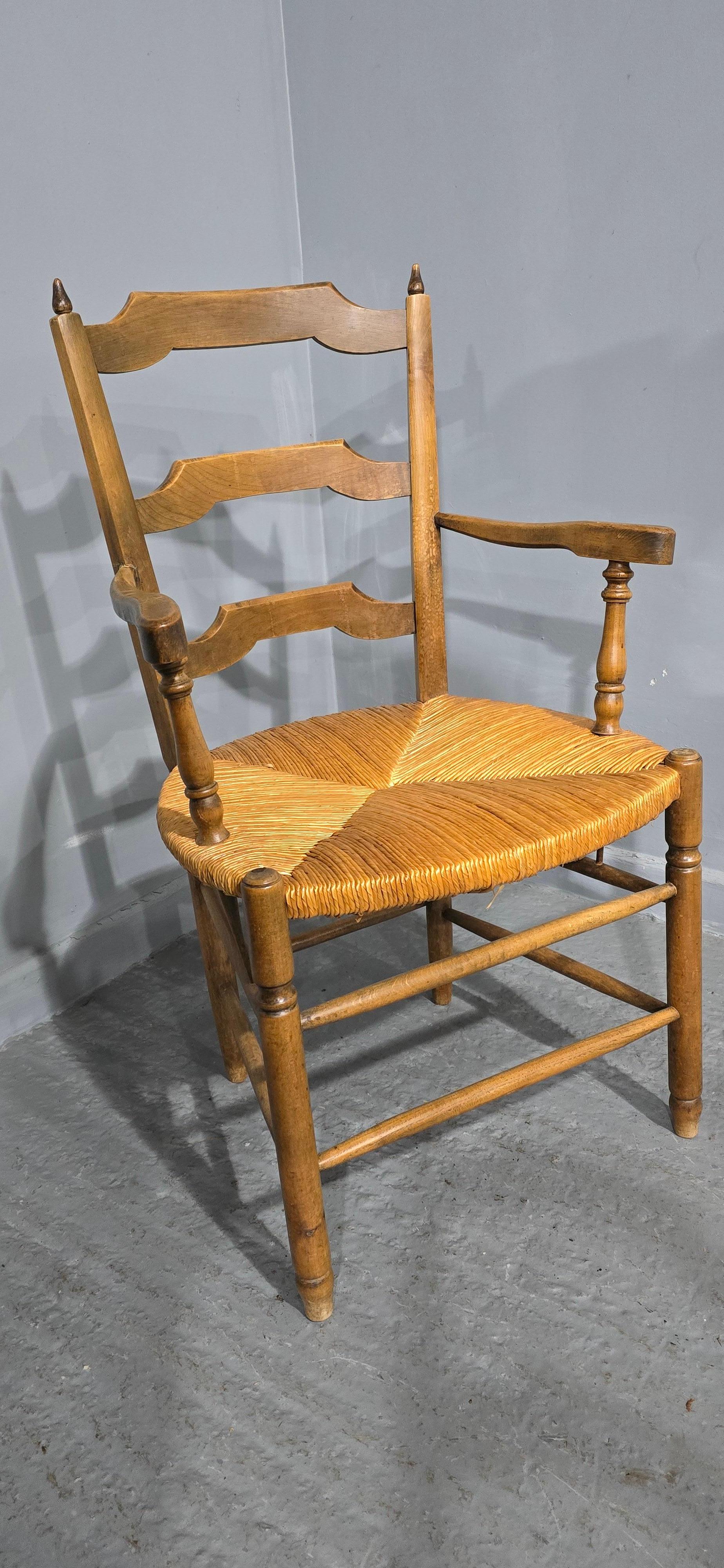 Super Set Eight French Dining Chairs Roble en venta