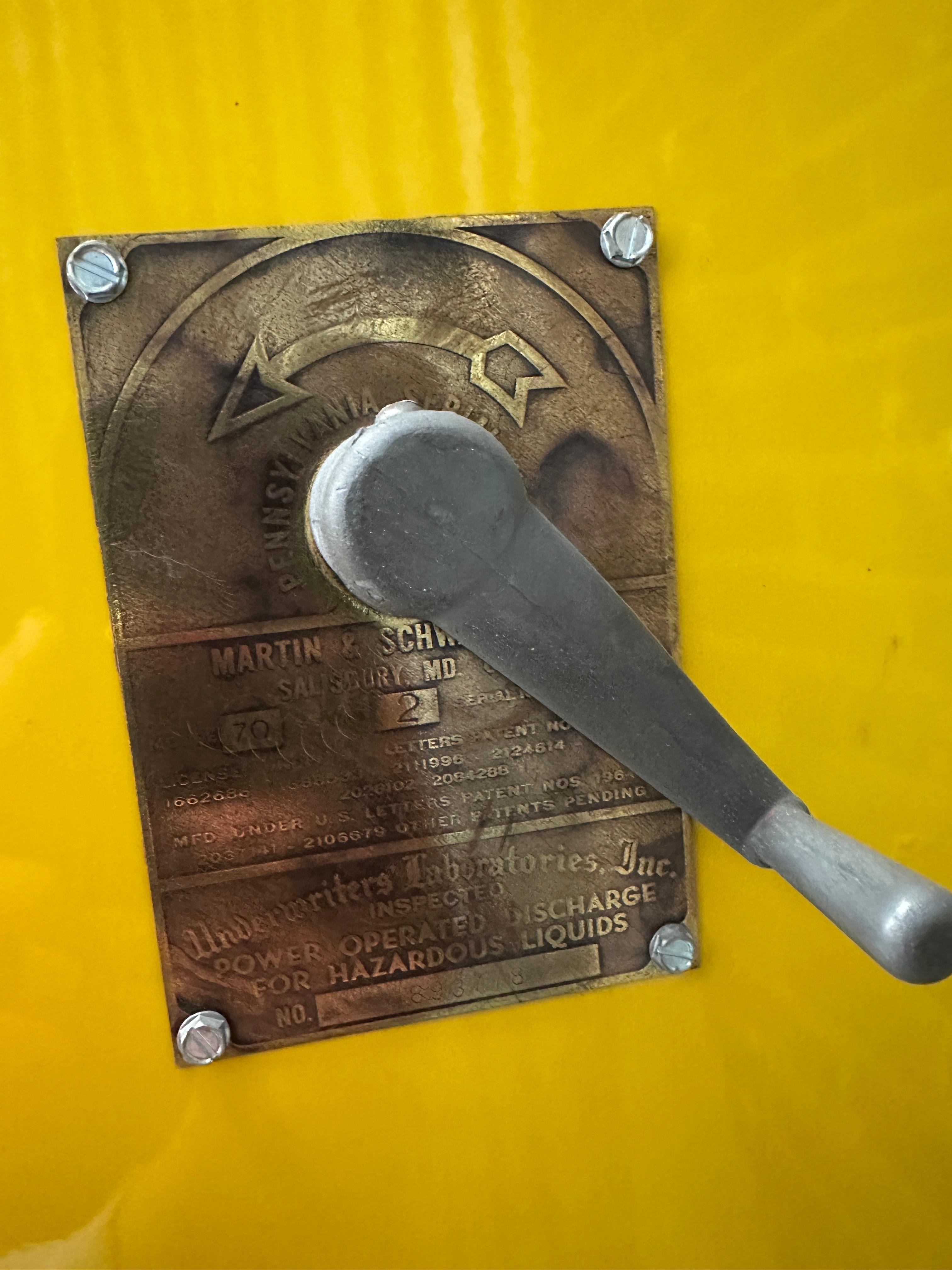 Pompe à essence Super Shell Martin et Schwartz modèle 70 Excellent état - En vente à Alpha, NJ