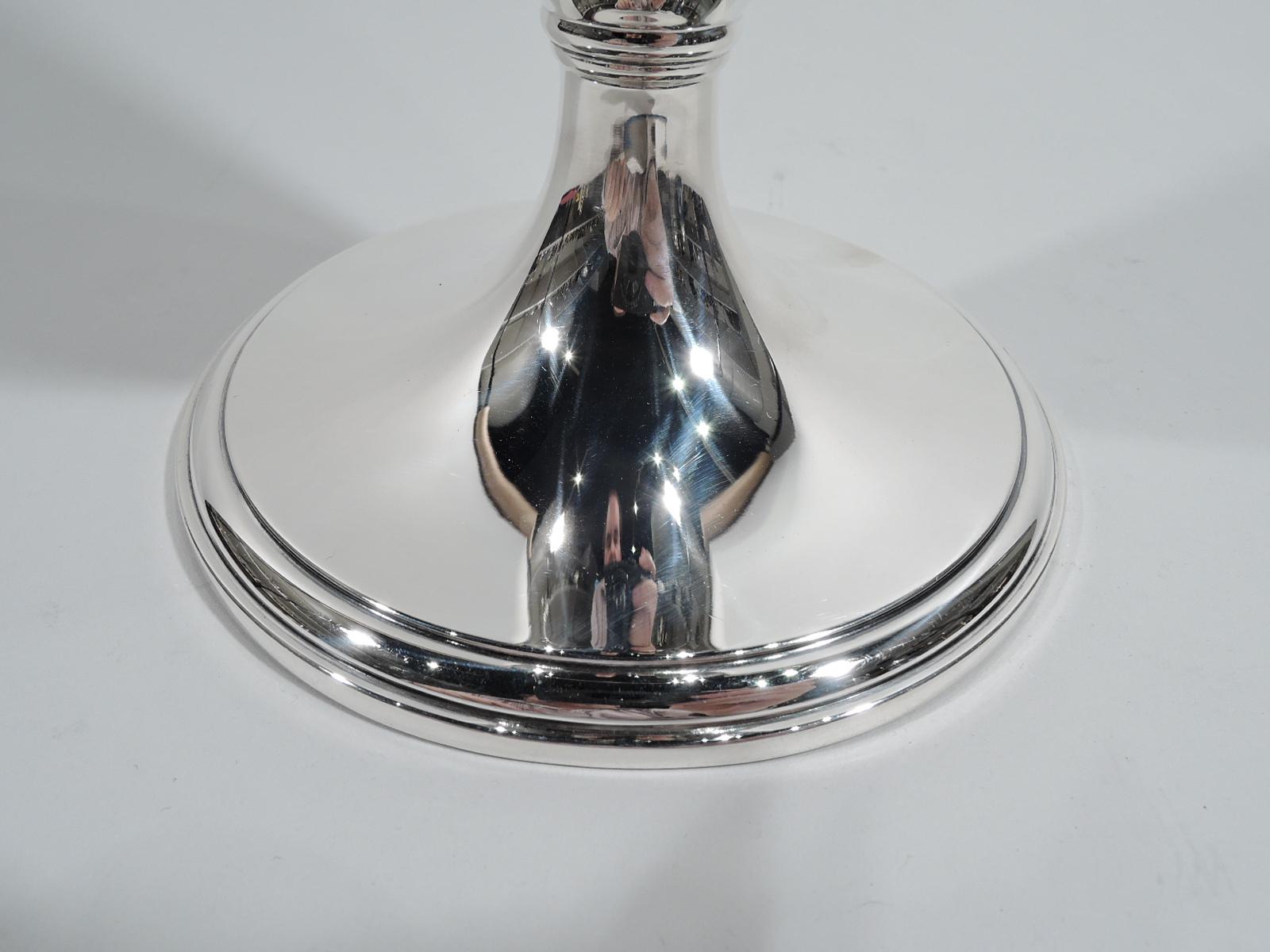 Super Stylish Art Deco Sterling Silver Vase by Tiffany In Excellent Condition In New York, NY