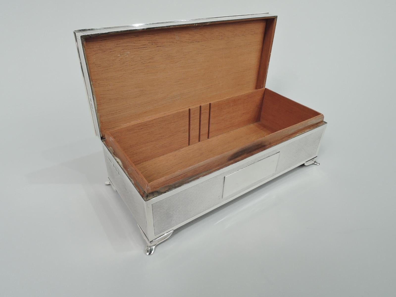 Late 20th Century Super Stylish English Art Deco Sterling Silver Box For Sale