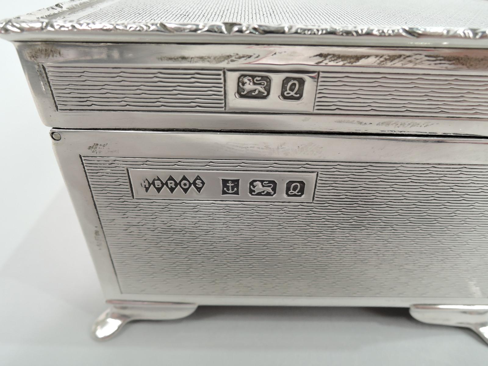 Super Stylish English Art Deco Sterling Silver Box For Sale 3